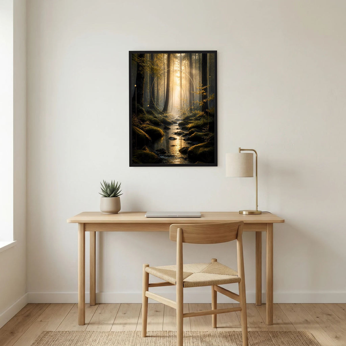 Hochformat-Poster: dunkler Wald mit Bachlauf und Lichtstrahlen, schwarzer Rahmen
