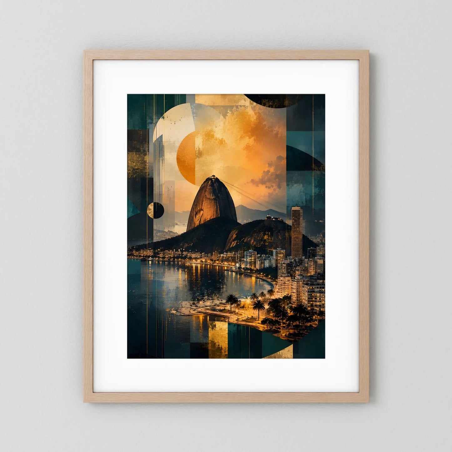 Poster im hellen Holzrahmen mit weißem Rand: abstrakte Skyline mit Zuckerhut, Mond in Petrol/Gold.