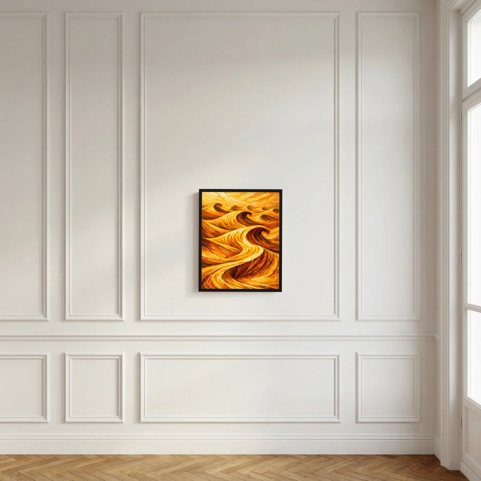 Abstraktes Wandposter mit orange-goldenen Wellen im schwarzen Rahmen an weißer Wand.