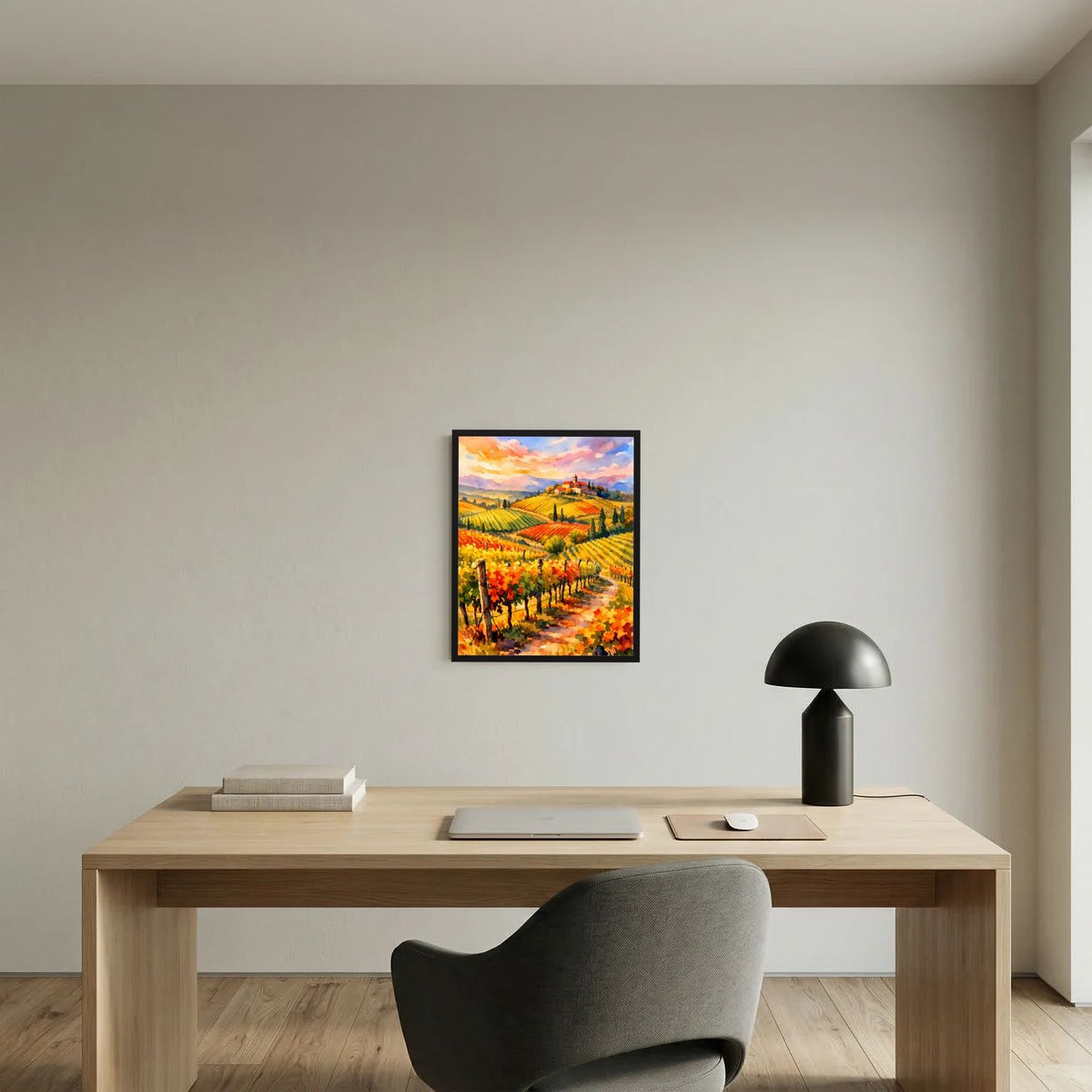 Wandbild-Poster mit farbenfrohen Weinbergen und Hügeln, gerahmt in dunklem Rahmen