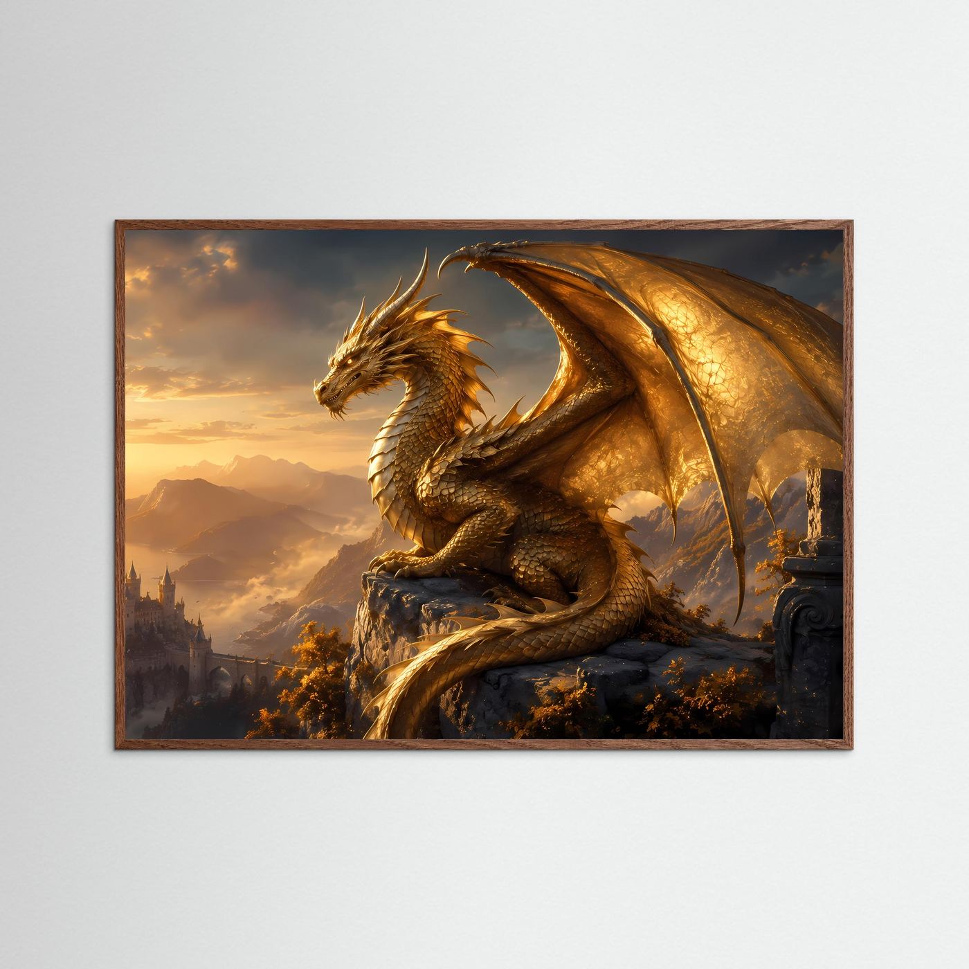 Fantasy-Wandkunst mit braunem Holzrahmen: goldener Drache auf Felsvorsprung vor Burgkulisse