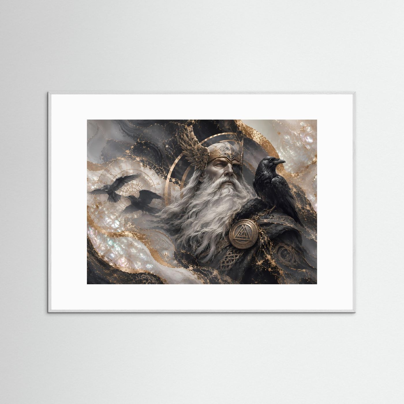 Querformatposter mit Odin und Raben, silbern-goldene Details, grauer Rahmen