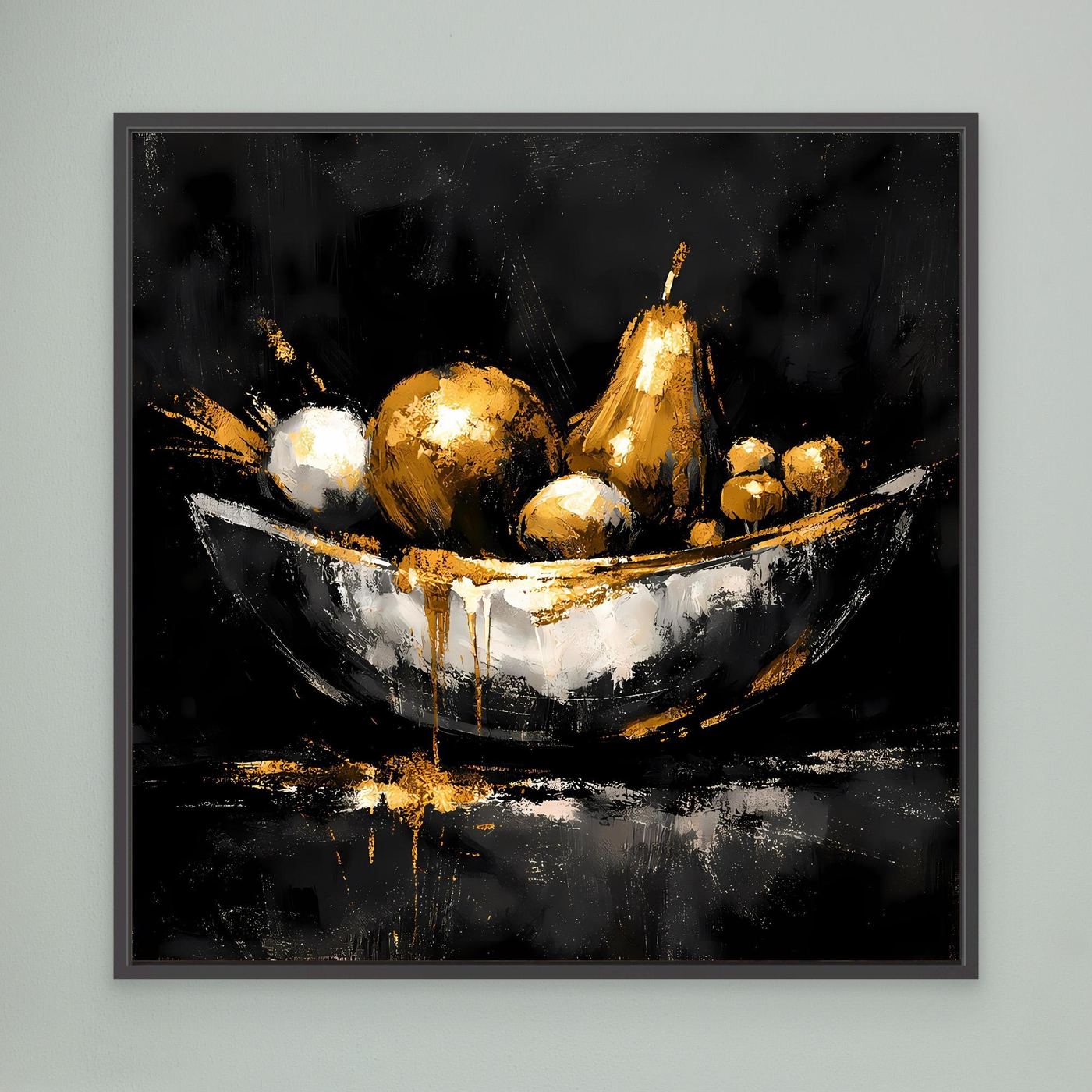 Leinwand Elegante Obstschale in Gold und Silber | Modernes Luxus Stillleben Wandbild
