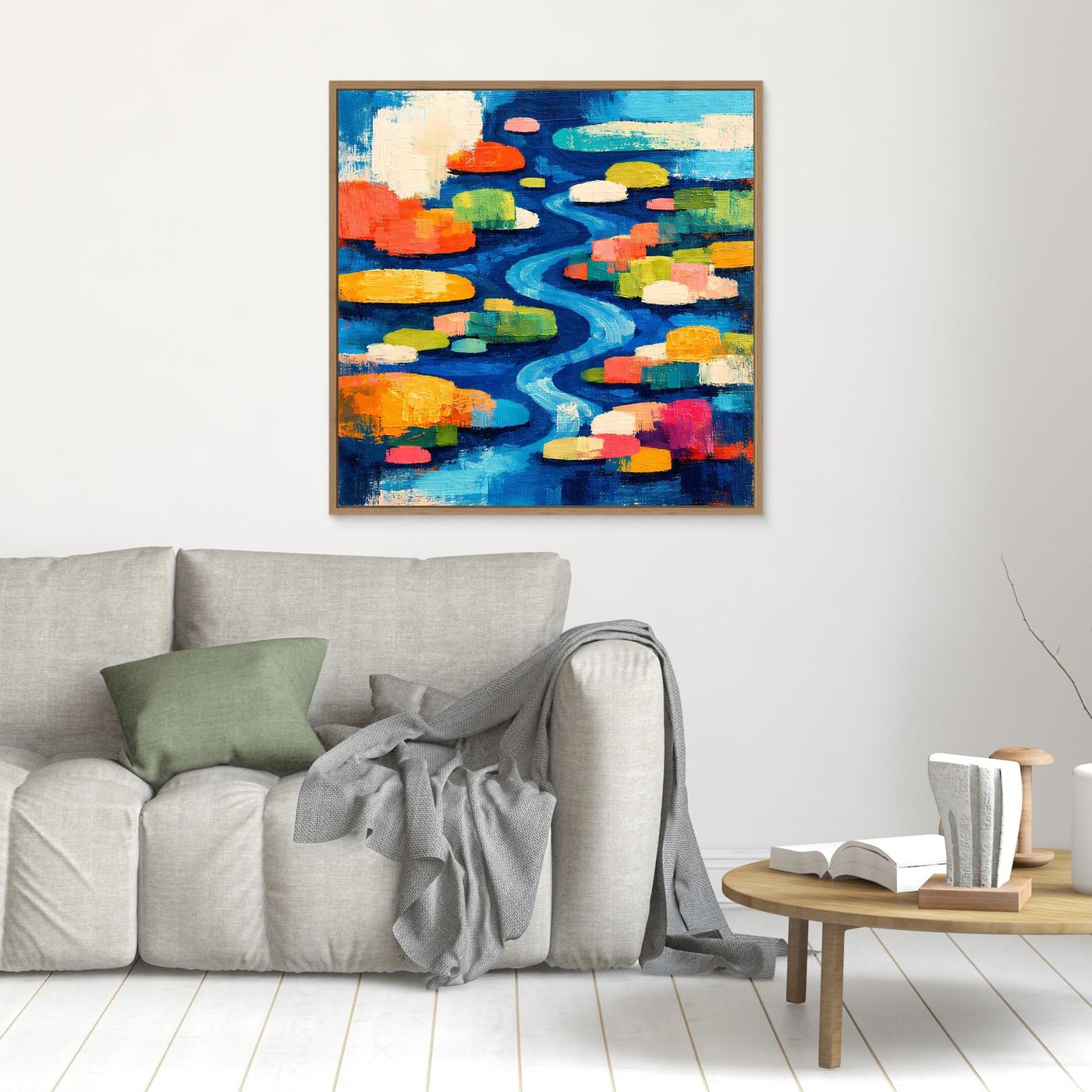Abstraktes Leinwand-Wandbild mit Flusslauf und bunten Seerosen, goldener Rahmen