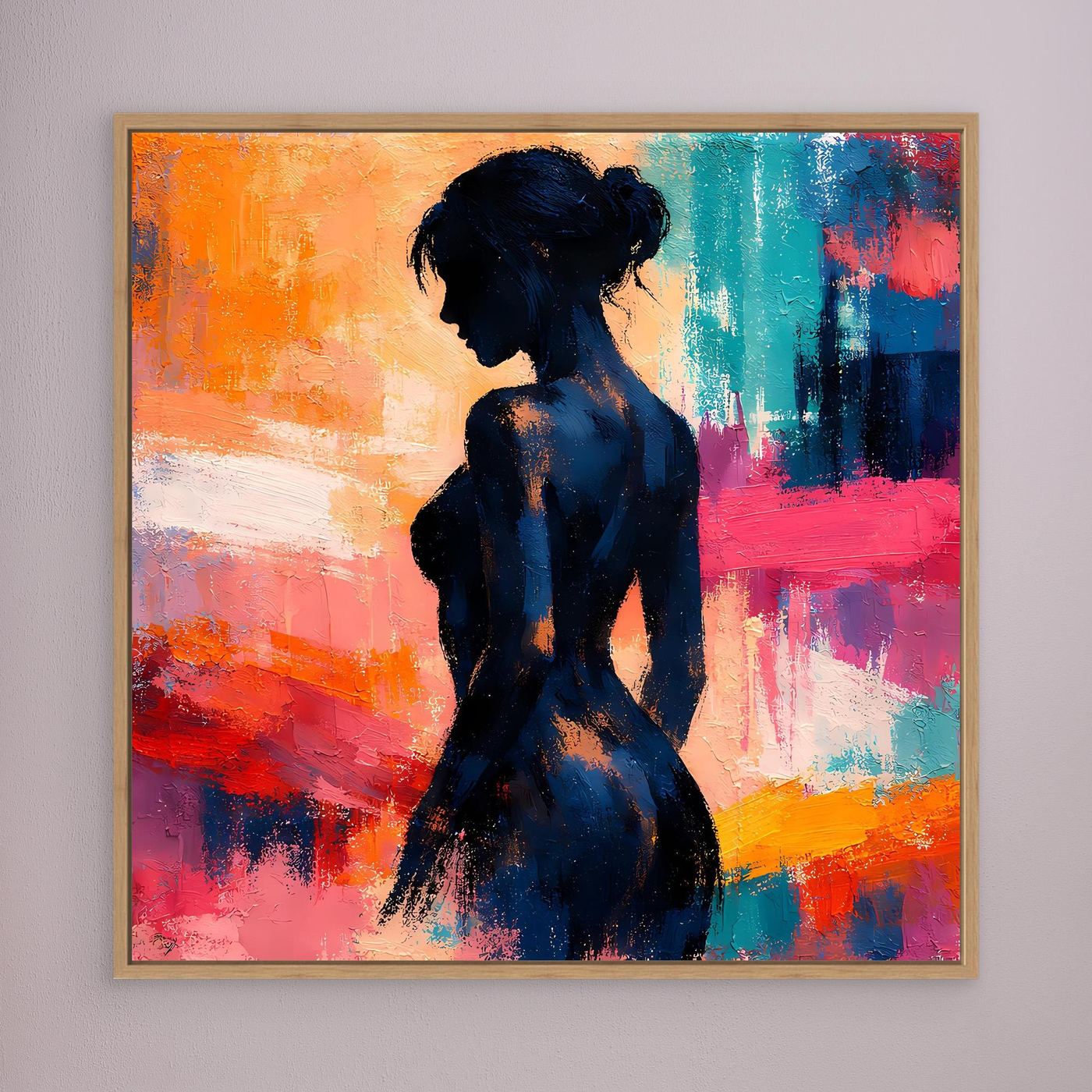Gerahmtes Leinwand-Wandbild mit abstrakter Frauen-Silhouette in dunklem Blau, brauner Holzrahmen