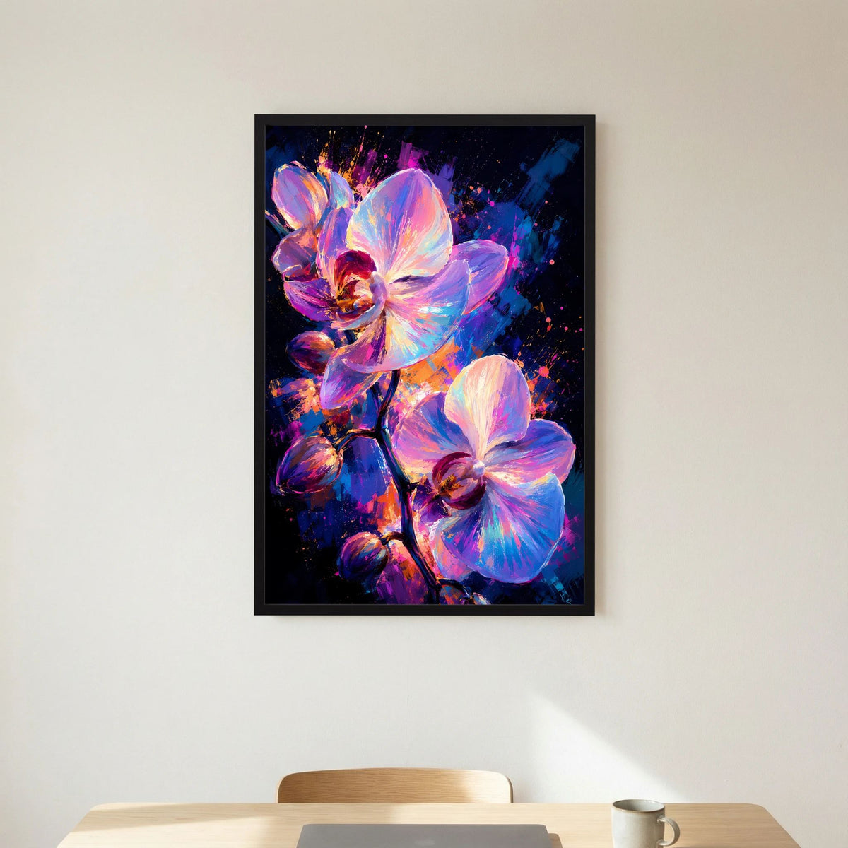 Hochformat-Poster mit leuchtenden Orchideen in Pink, Violett und Blau
