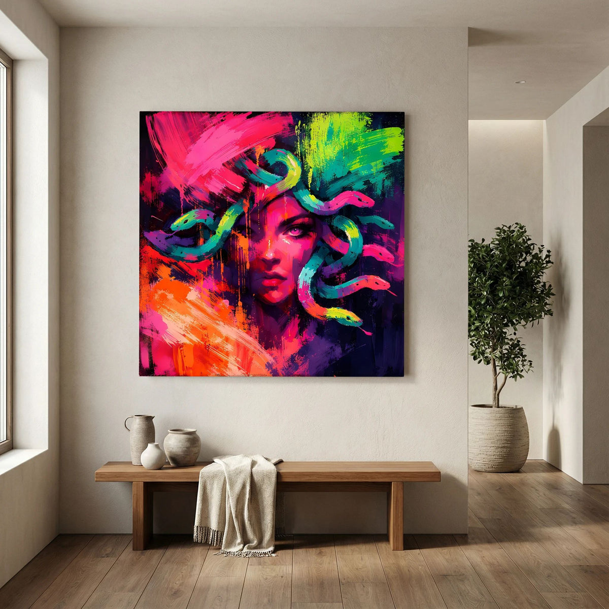 Neon-abstraktes Medusa-Leinwandbild mit Frauengesicht, Schlangen und kräftigen Farbflächen