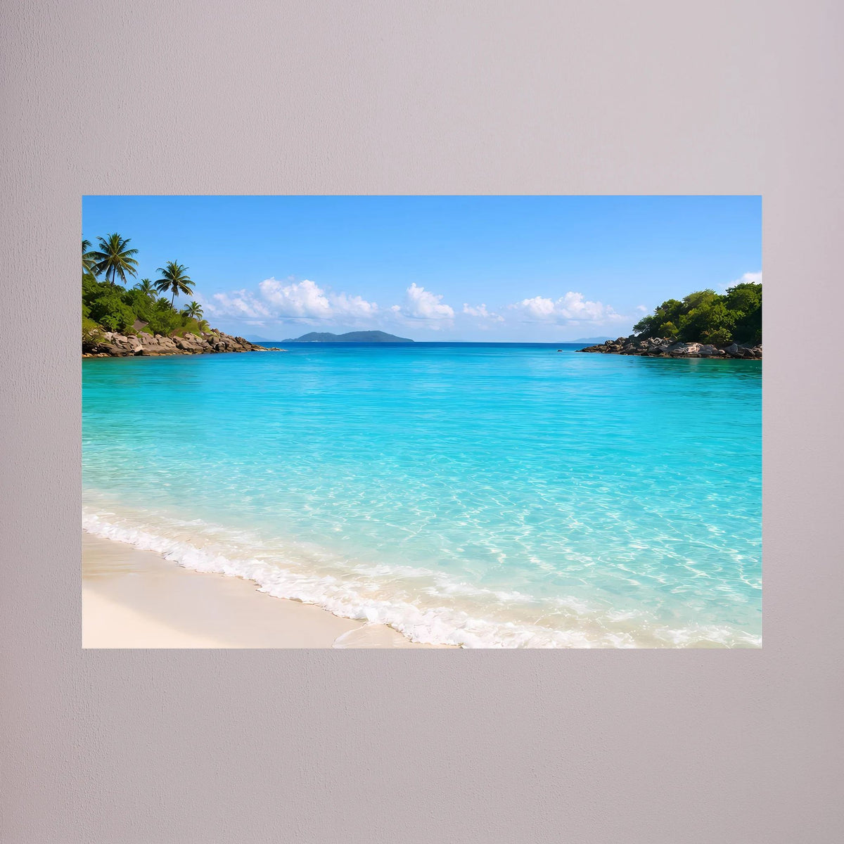 Poster mit tropischem Strandmotiv: türkisfarbenes Meer, Sandstrand und Palmen (quer)