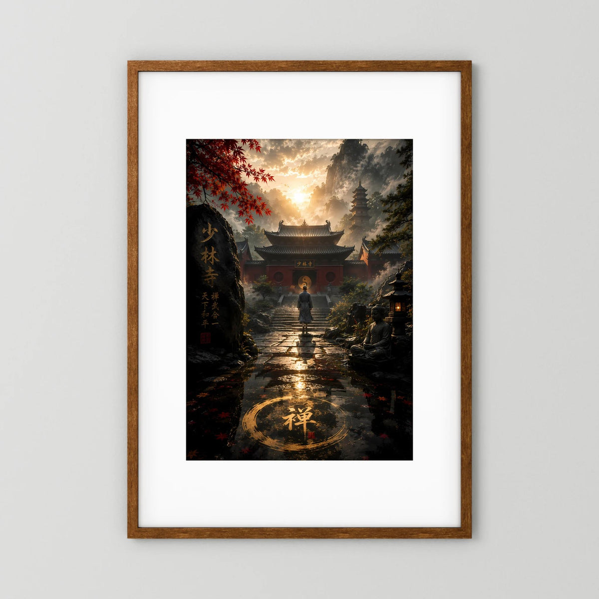 Poster im Hochformat mit Shaolin-Tempel: Mönch im Torweg, goldenes Morgenlicht, Holzrahmen