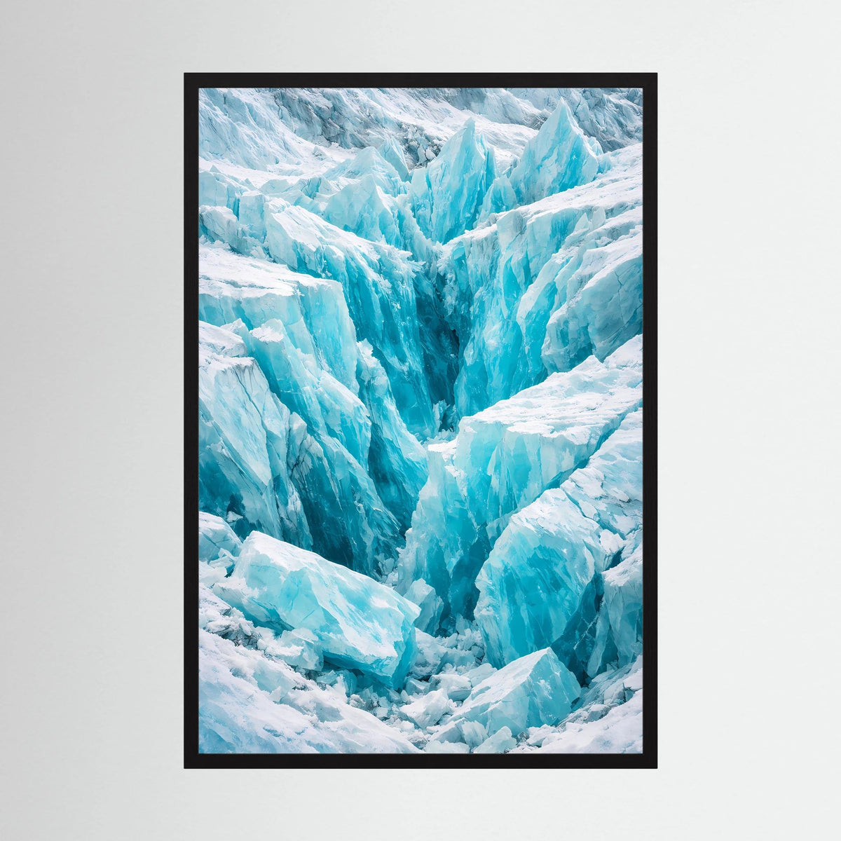 Hochformat-Poster mit türkisfarbenem Gletscher und weißen Eisschichten im schwarzen Rahmen