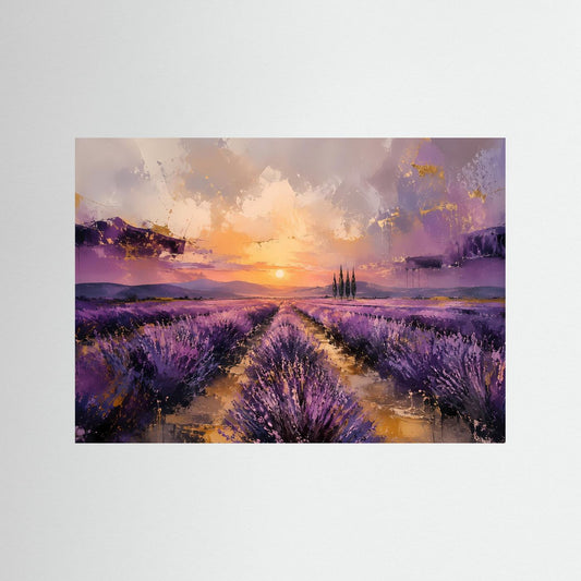 Querformat-Poster mit Lavendelfeld und Sonnenuntergang, lila Pflanzen beidseitig.