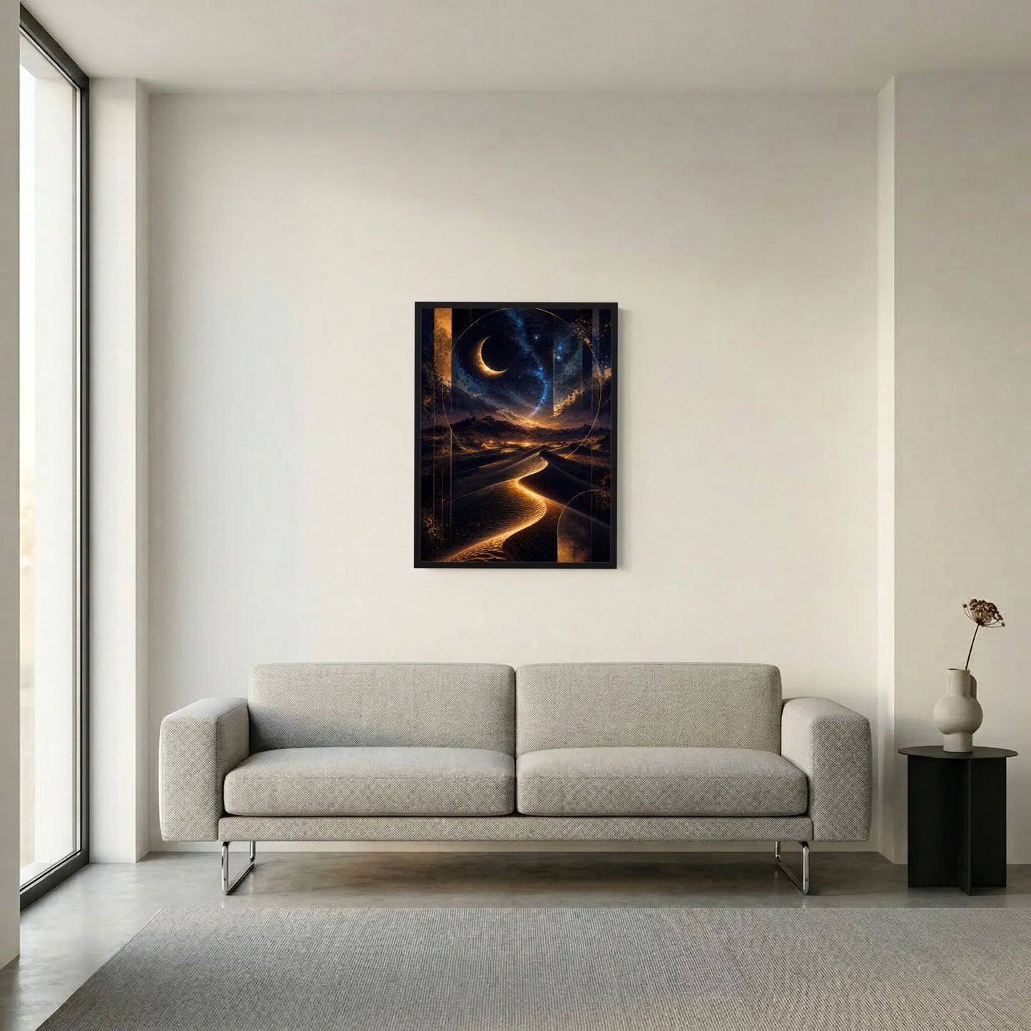 Hochformat-Poster mit Mondsichel und goldenen Wüstenwegen, im schwarzen Rahmen.