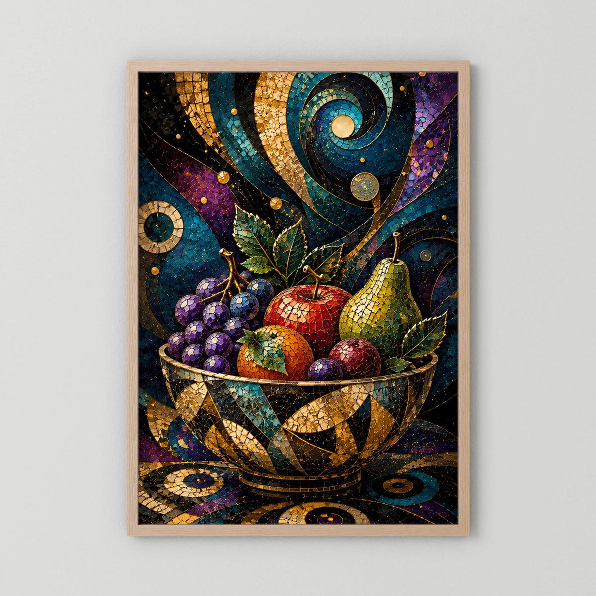 Gerahmtes Poster im Hochformat mit Holzrahmen: Mosaik-Obstschale, bunt und golden