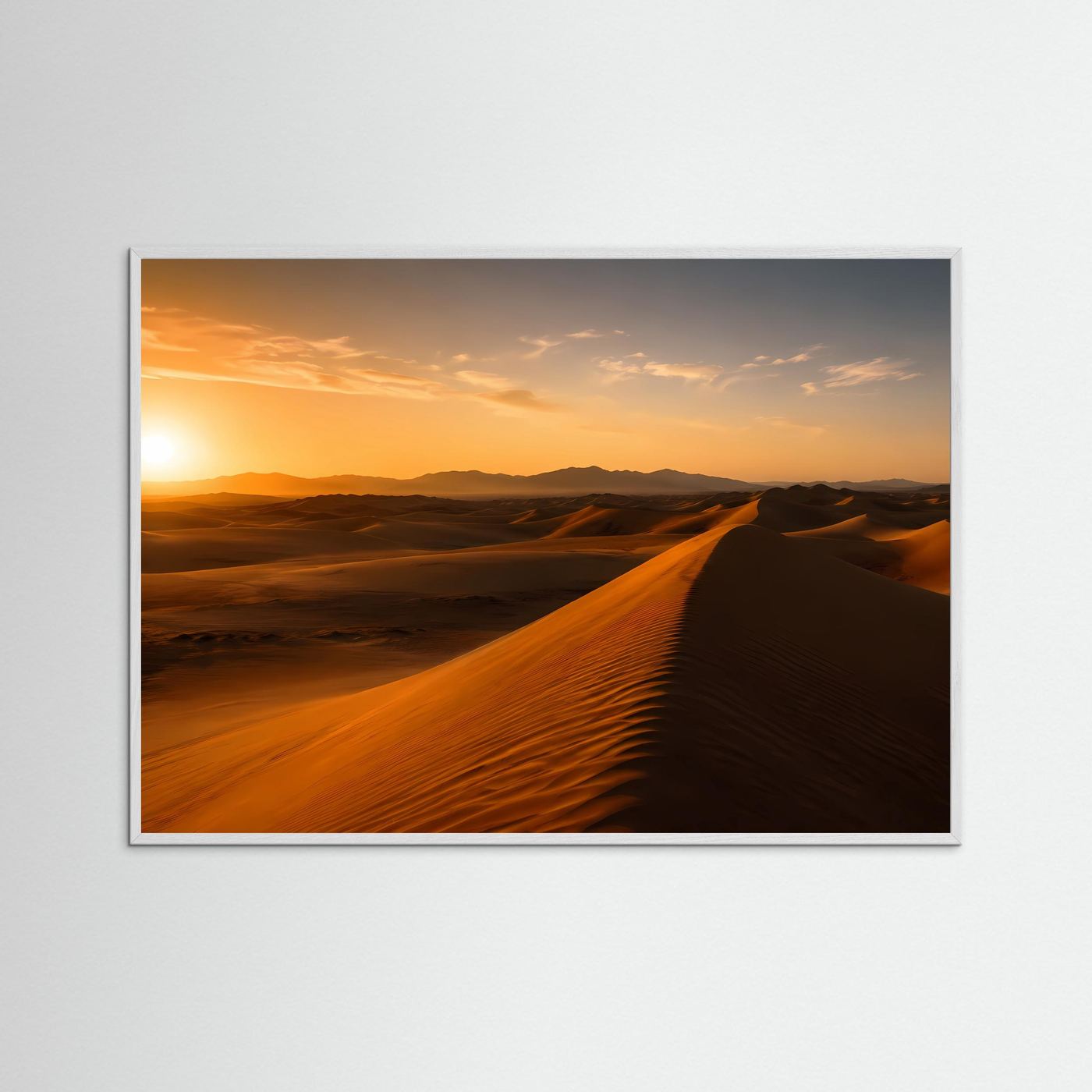 Poster im Querformat mit Abendlicht über Sanddünen, grau gerahmt