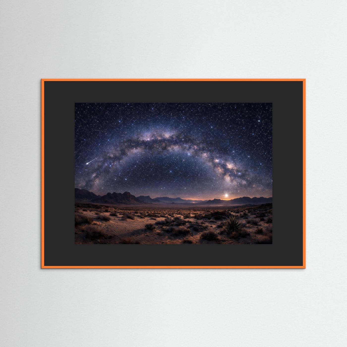 Wandbild mit Sternenhimmel über Wüstenlandschaft, schwarzer Rahmen mit dunklem Rand