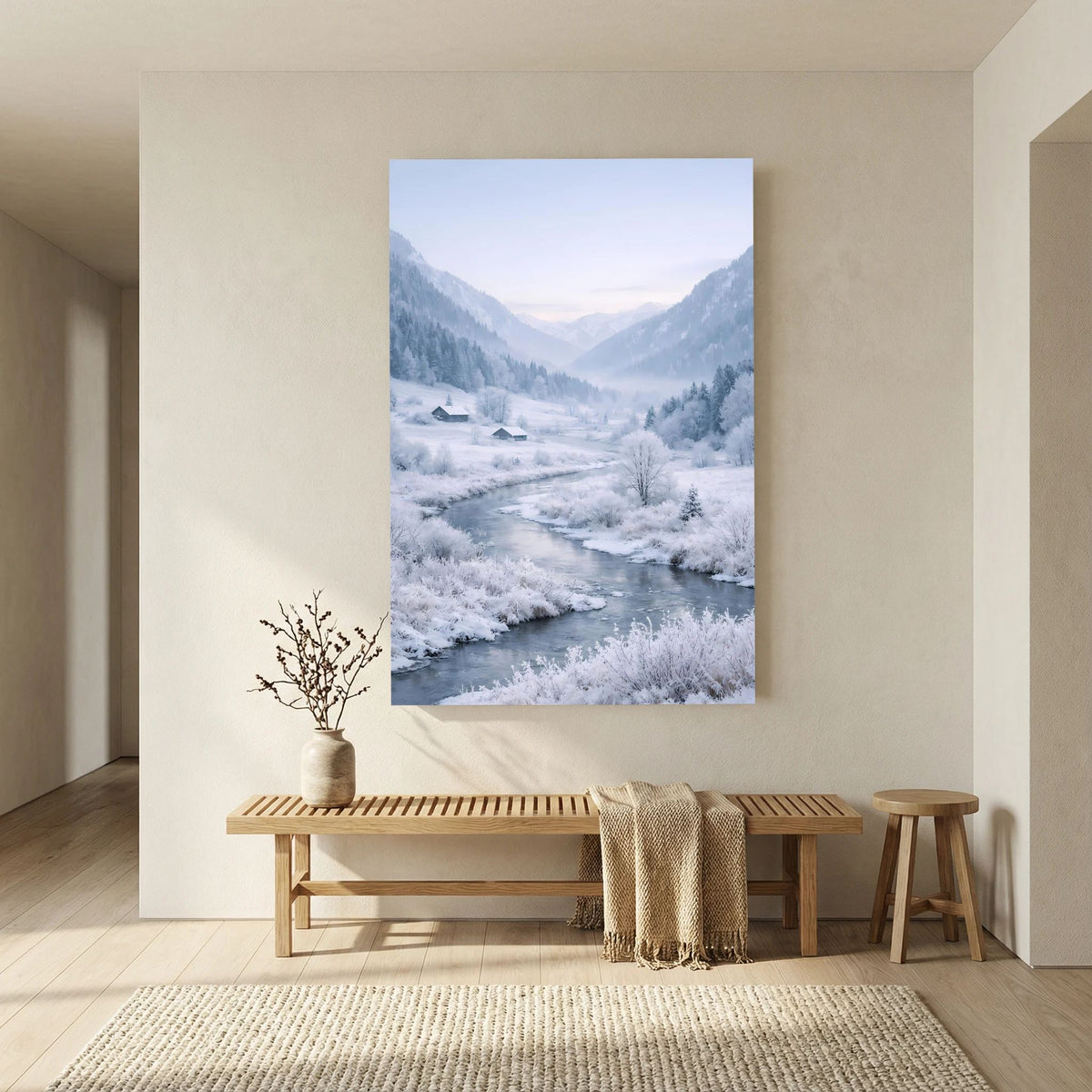 Winterliches Poster mit verschneitem Alpenfluss und Tälern, Hochformat