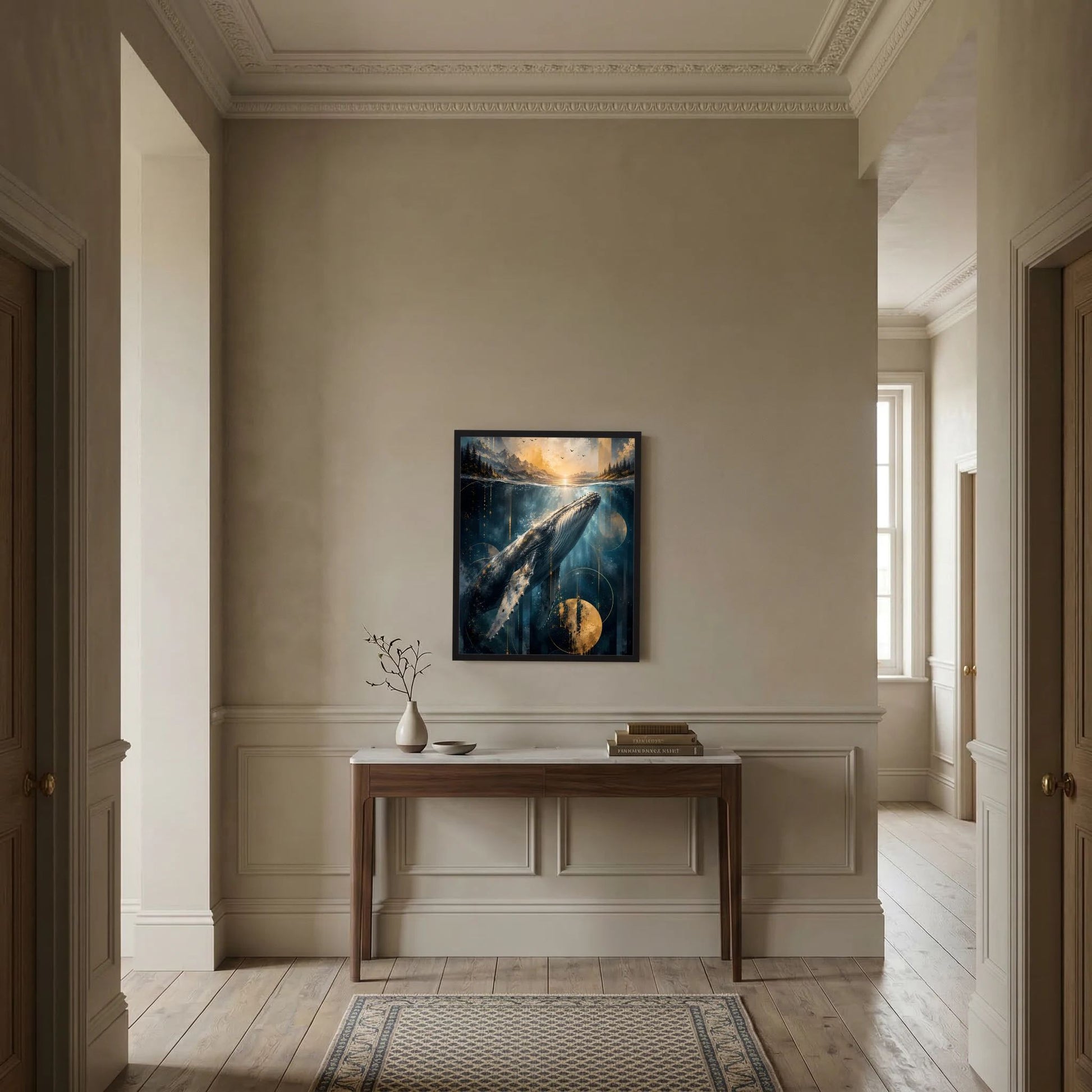 Gerahmtes Poster mit Wal unter Wasser, blaue Tiefe mit goldenem Licht