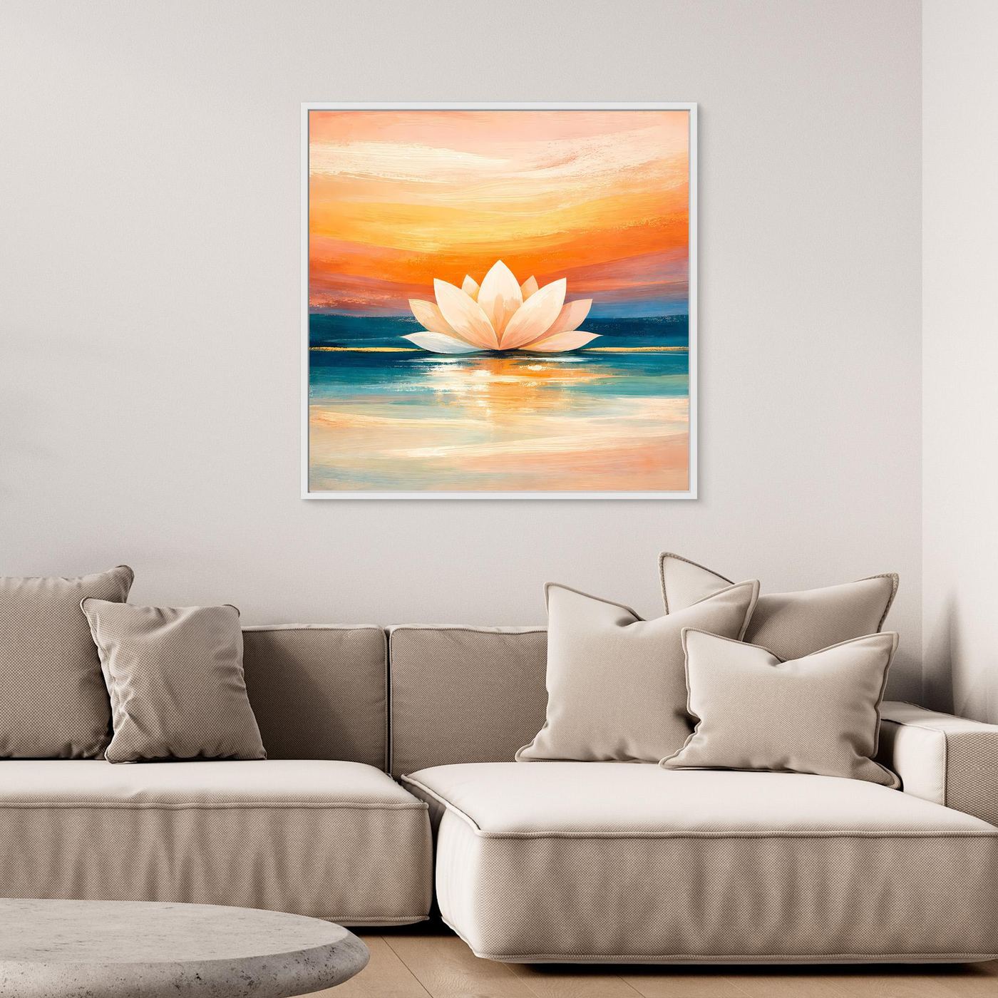 Gerahmtes Leinwandbild mit Lotusblüte im Sonnenuntergang über Wasser, hellerer Rahmen