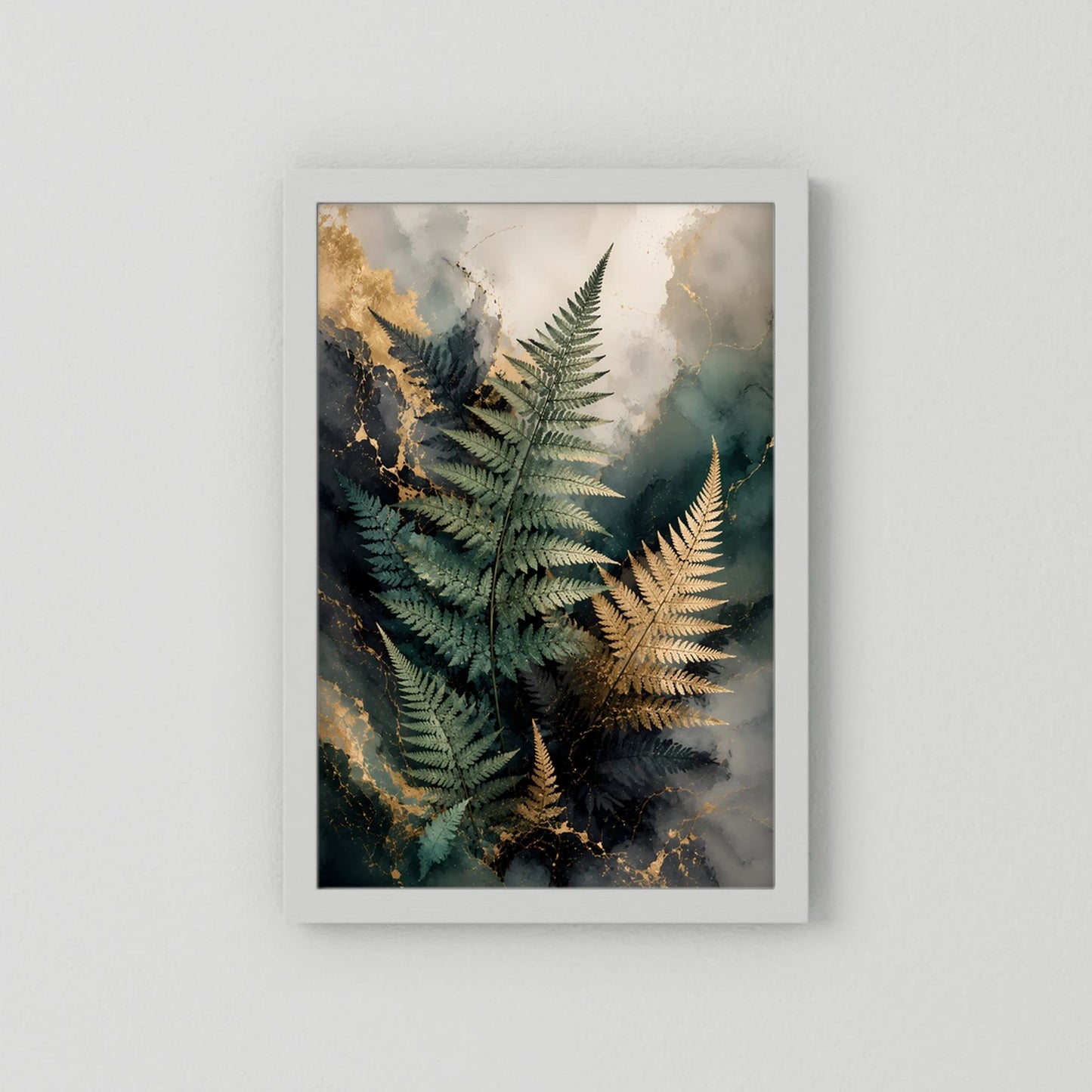 Edle Farnblätter in Grün & Gold | Botanische Kunst auf Marmoroptik | Poster Hochformat