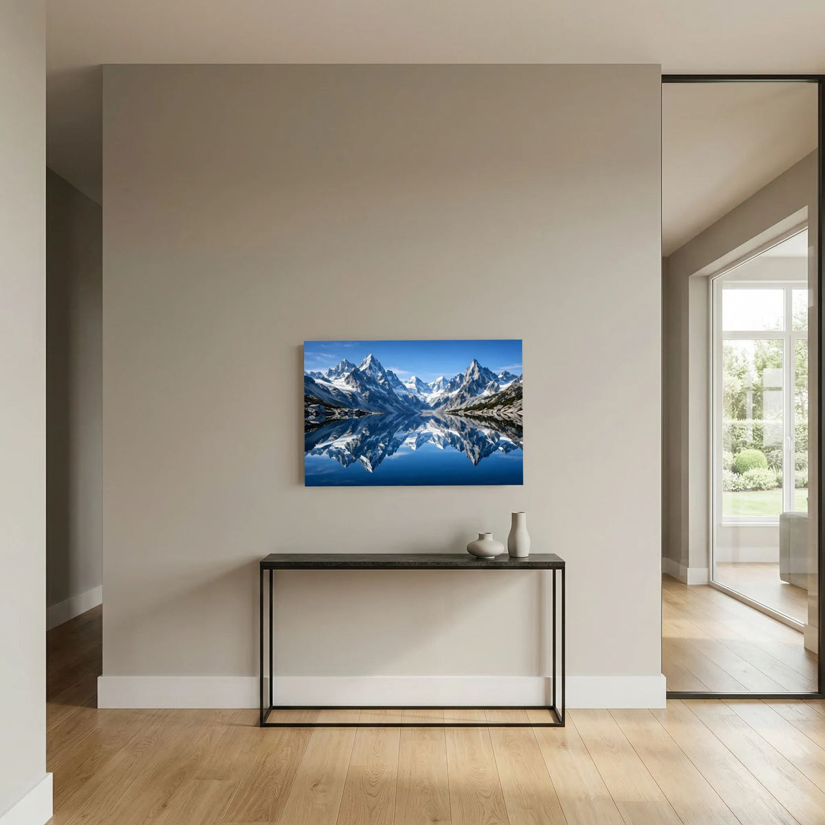 Poster im Querformat mit Alpengebirge, schneebedeckten Gipfeln und spiegelndem See
