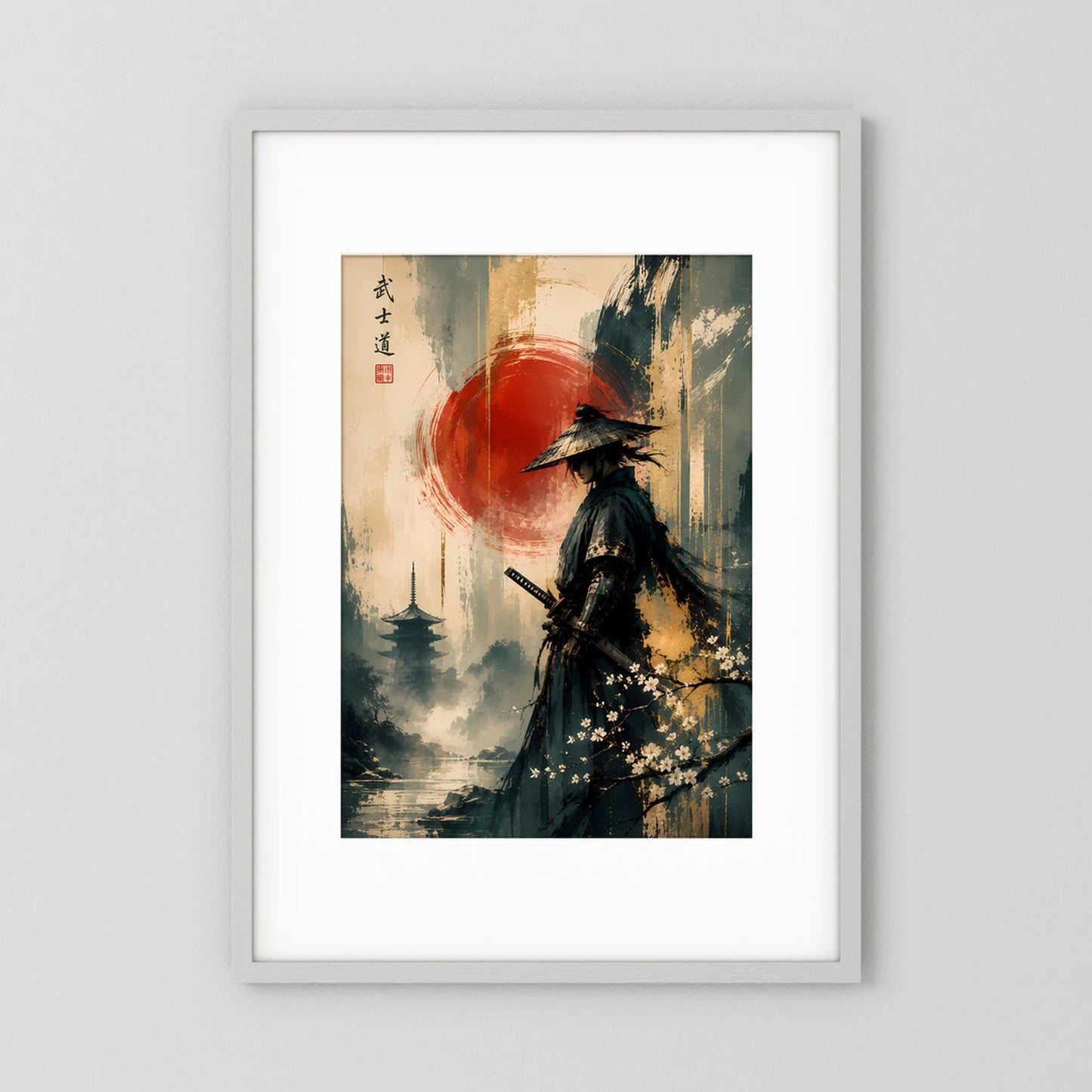 Gerahmtes Poster mit Samurai im Umhang vor roter Sonne, Hochformat.