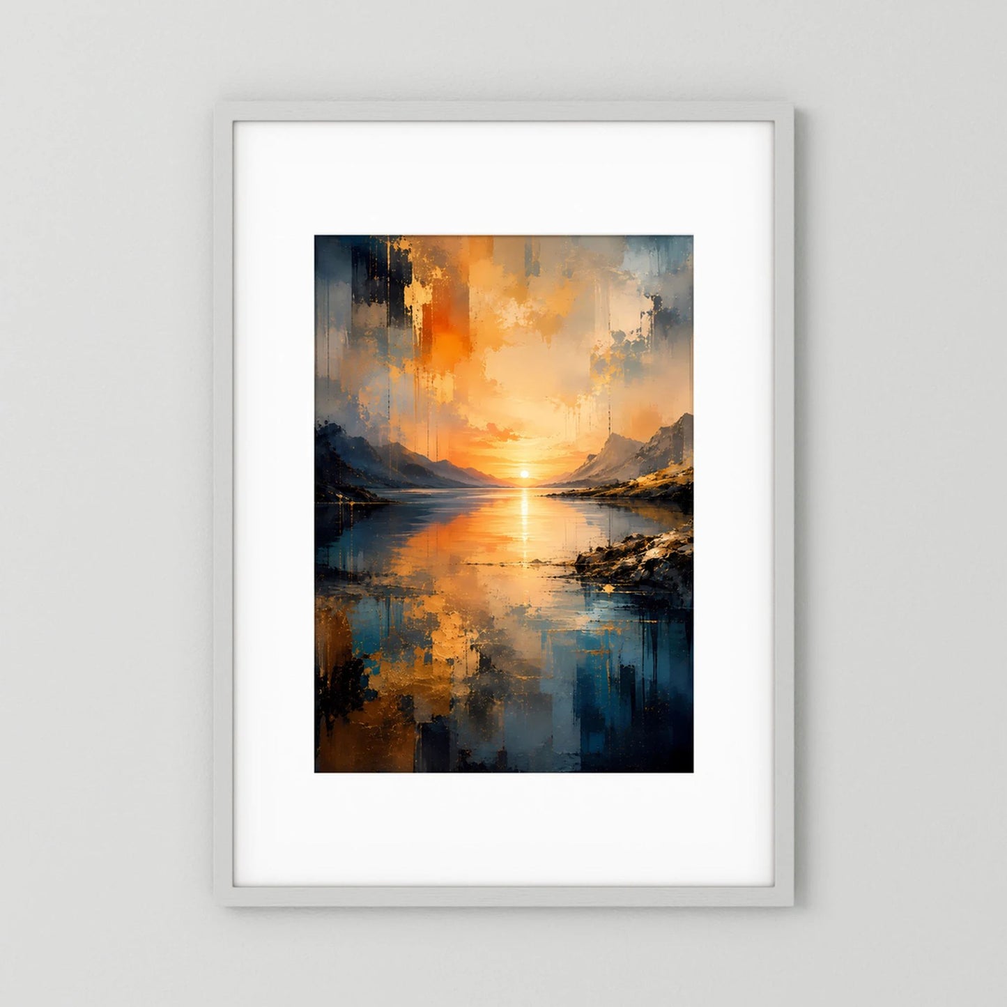 Hochformatiges Poster mit abstrakter Berglandschaft am See in Blau und Orange, weiß gerahmt