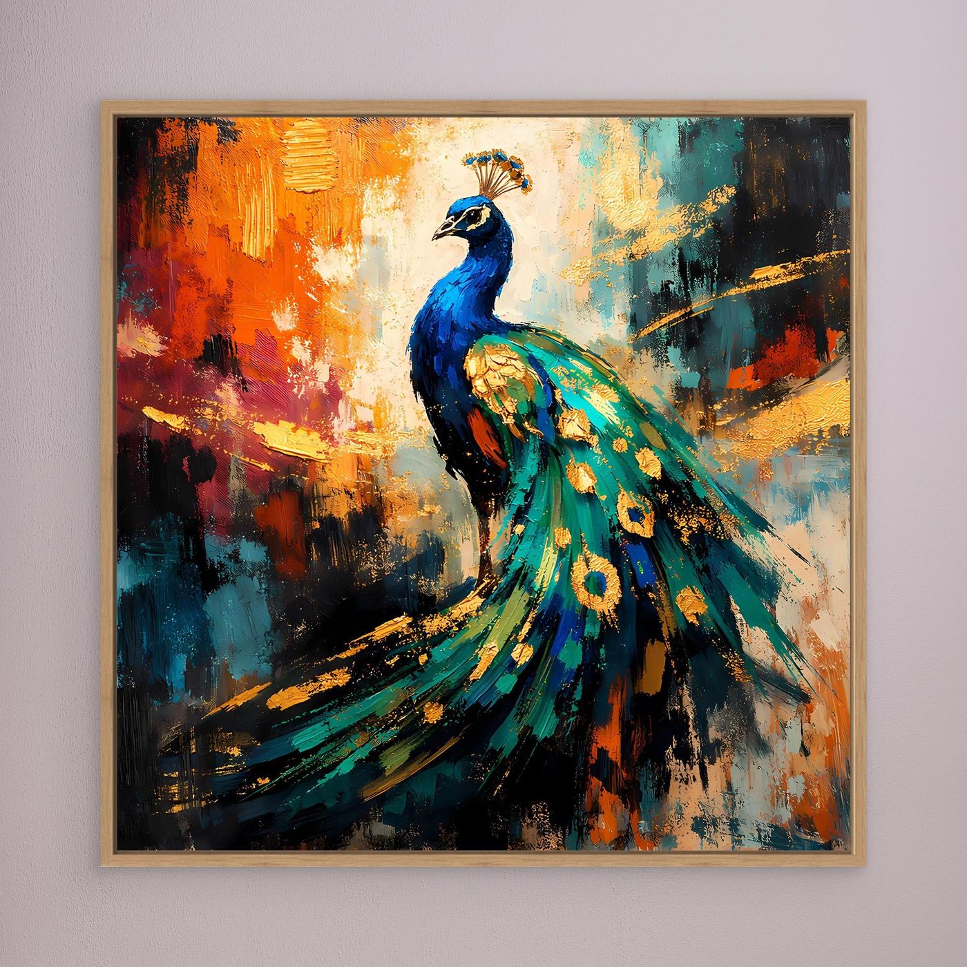Leinwandbild mit leuchtendem Pfau-Motiv, goldener Holzrahmen