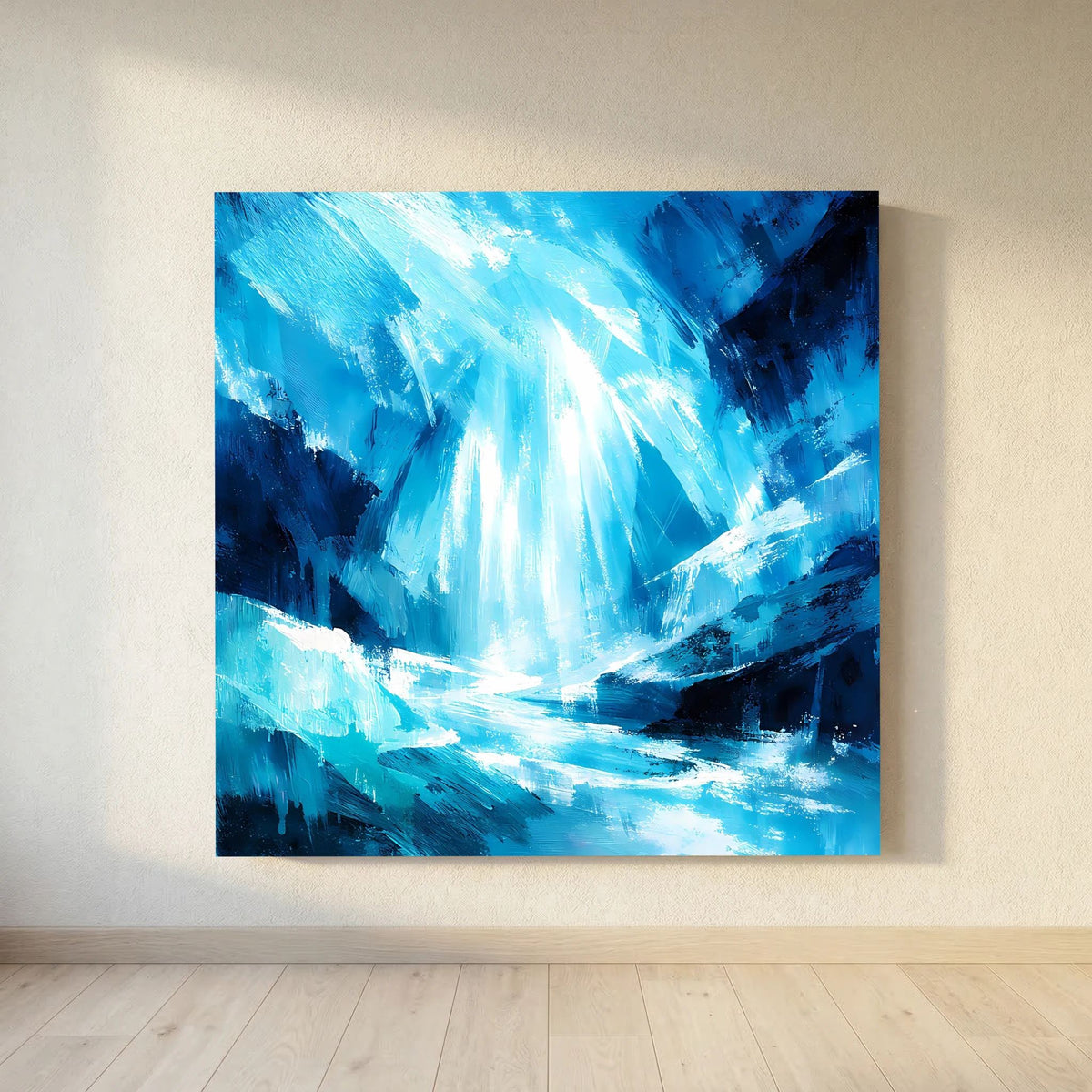 Blaues abstraktes Wandbild: Eiswasserfall mit kräftigen Strukturen und Lichtkaskade