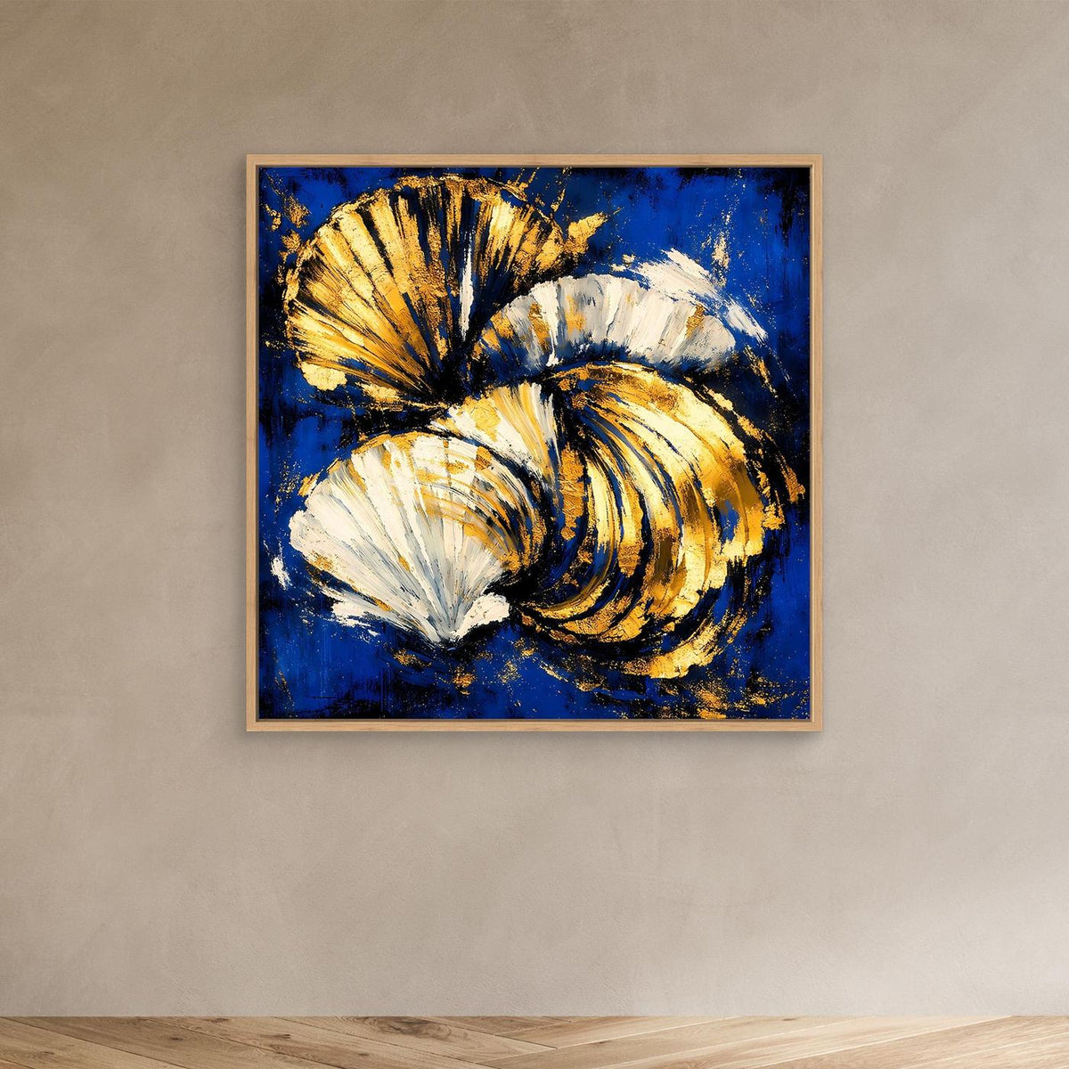 Leinwand-Wandbild mit abstrakten Muscheln in Blau, Weiß und Gold im Holzrahmen