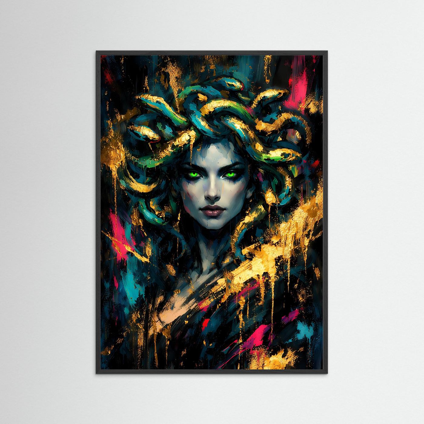Hochformatiges Fantasy-Poster im schwarzen Rahmen, Frau mit Schlangenhaaren, Blau und Gold