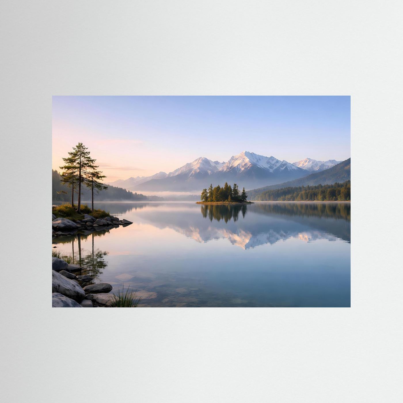Friedlicher Morgen am Bergsee | Nebel & Gipfel Panorama Poster Querformat