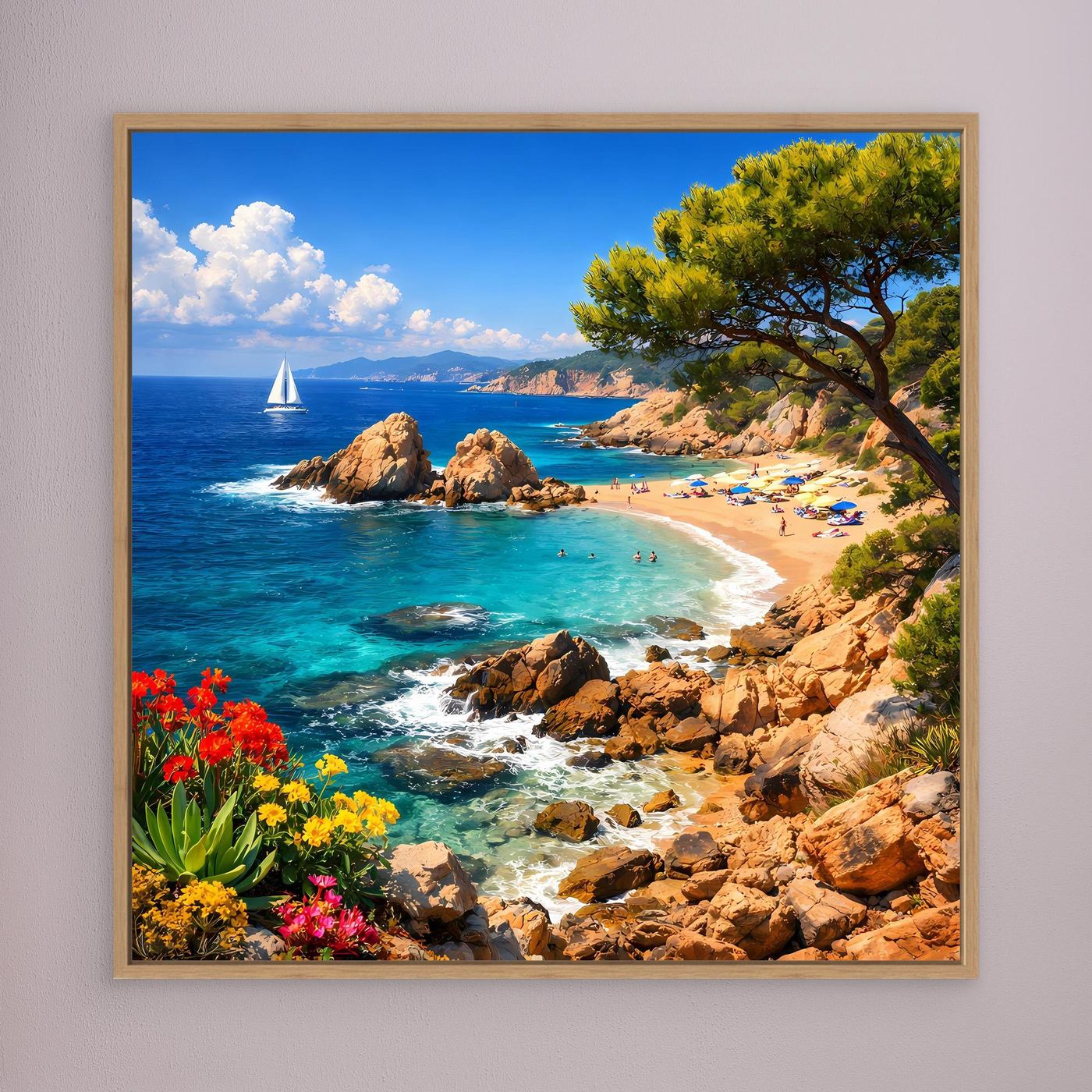 Leinwand-Wandbild mit Küstenbucht: türkisfarbenes Meer, sandiger Strand, Pinie und Segelboot