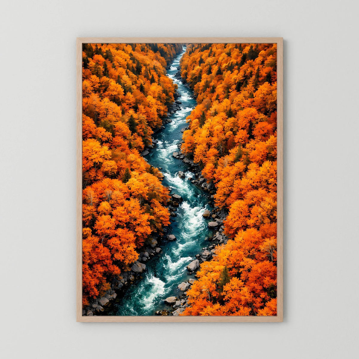 Hochformat-Wandposter im hellen Holzrahmen, Herbstwald-Fluss mit orangefarbenen Baumkronen