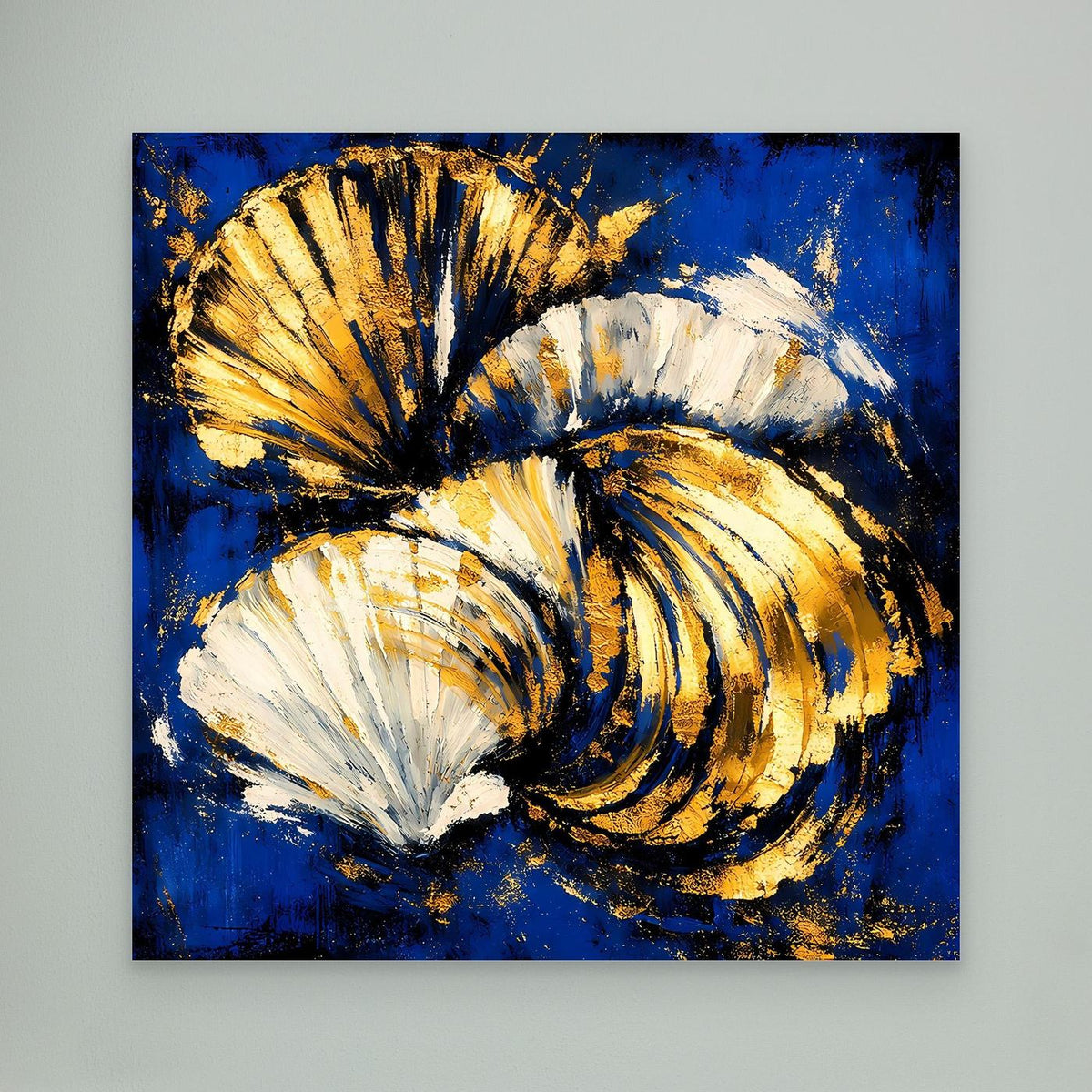 Leinwand-Wandbild mit abstrakten Muscheln in Blau, Weiß und Gold, ohne Rahmen