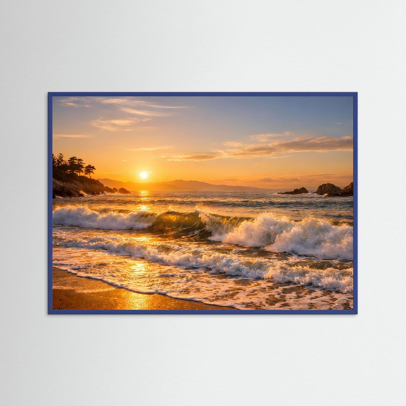 Goldener Sonnenuntergang an der Küste | Panorama Wellen & Strand Poster Querformat