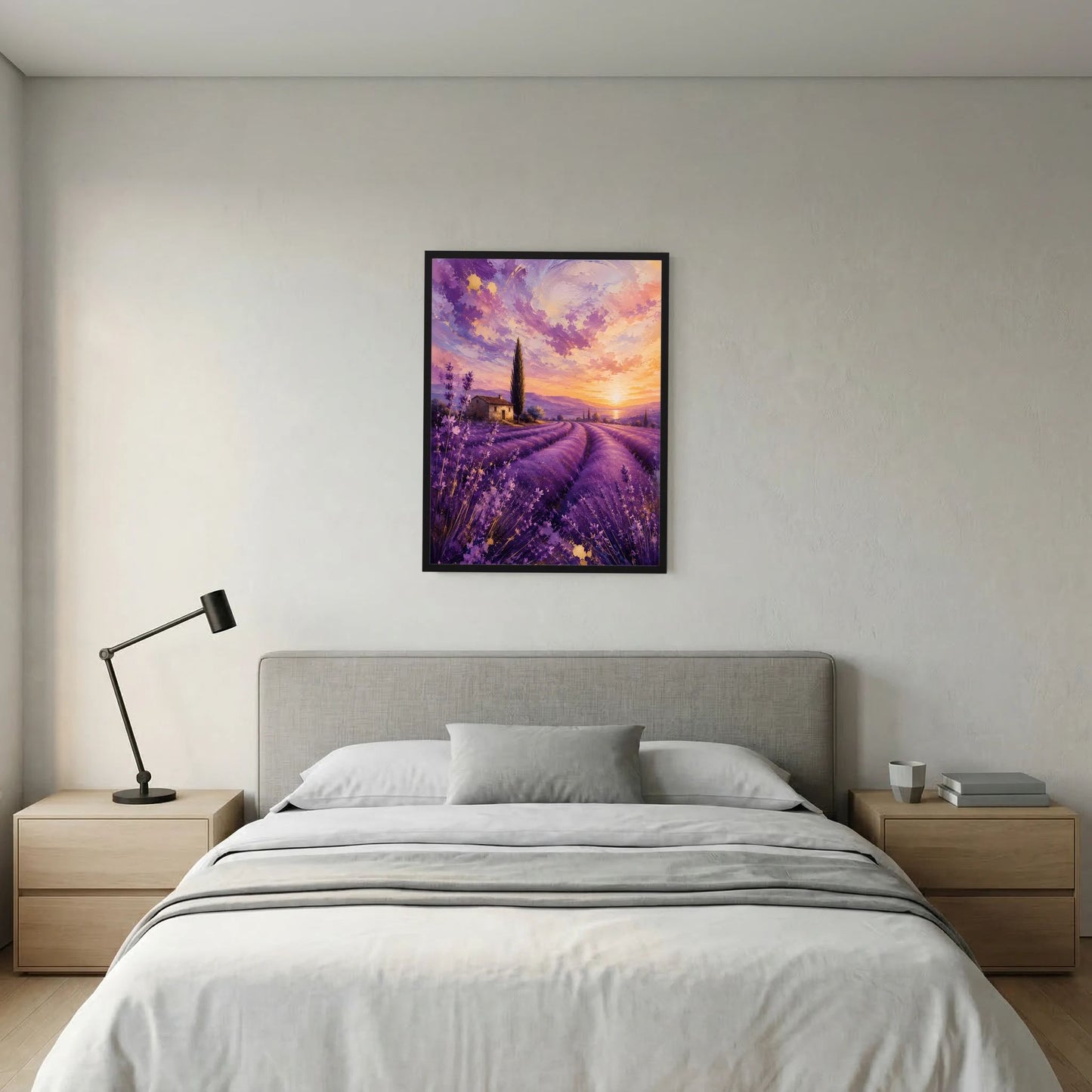 Hochformat-Poster mit Lavendelfeld bei Sonnenuntergang, violett-goldene Szene im dunklen Rahmen