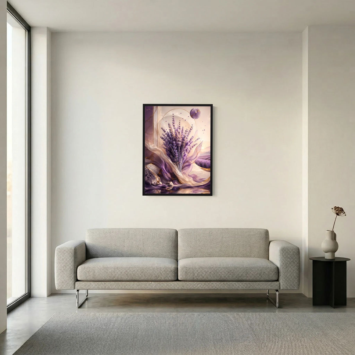 Hochformat-Poster mit violettem Lavendel, sanften Pastellhorizonten und goldenen Lichtern, schwarz gerahmt