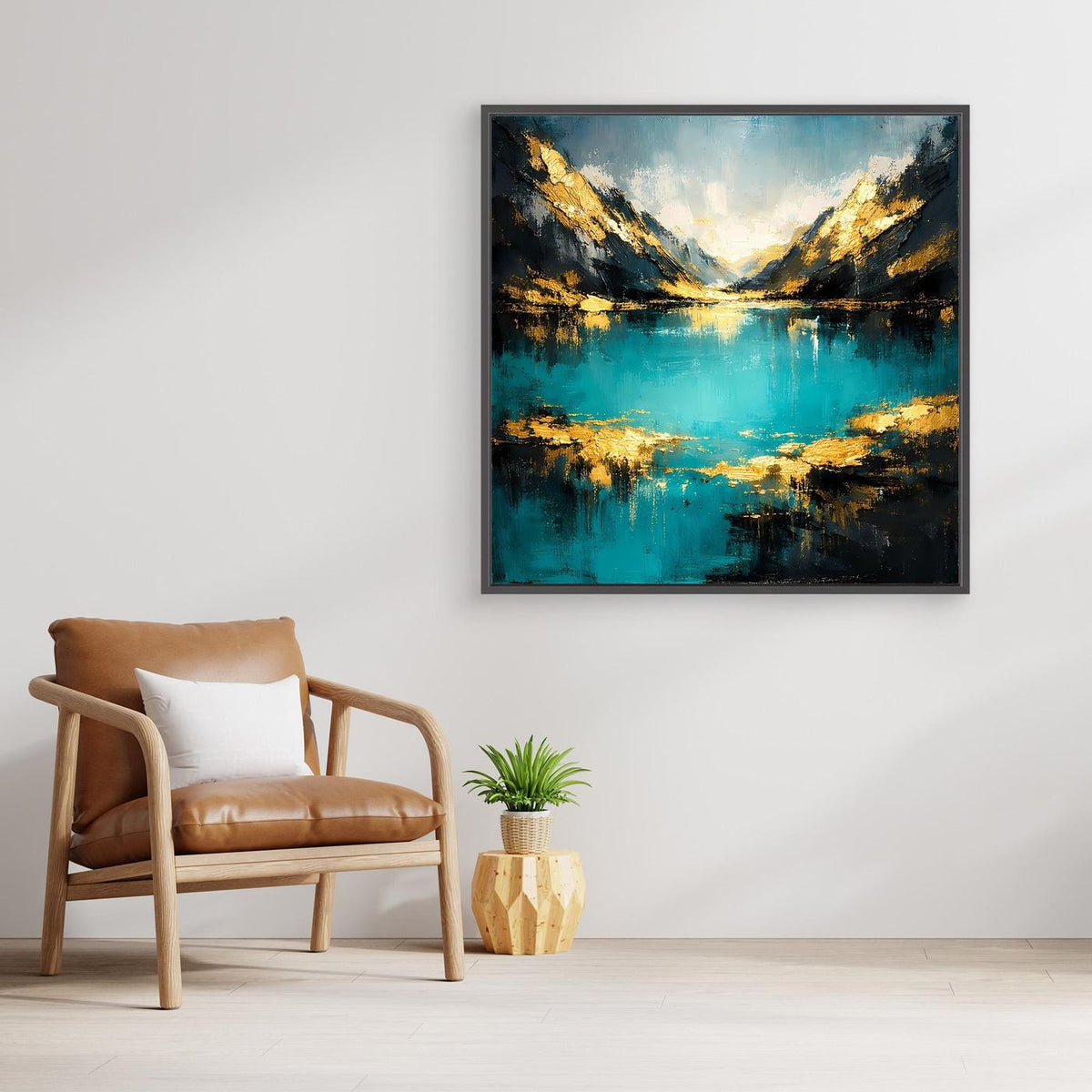 Abstraktes Leinwand-Wandbild: türkisblauer Bergsee mit goldenen Akzenten, dunkler Rahmen
