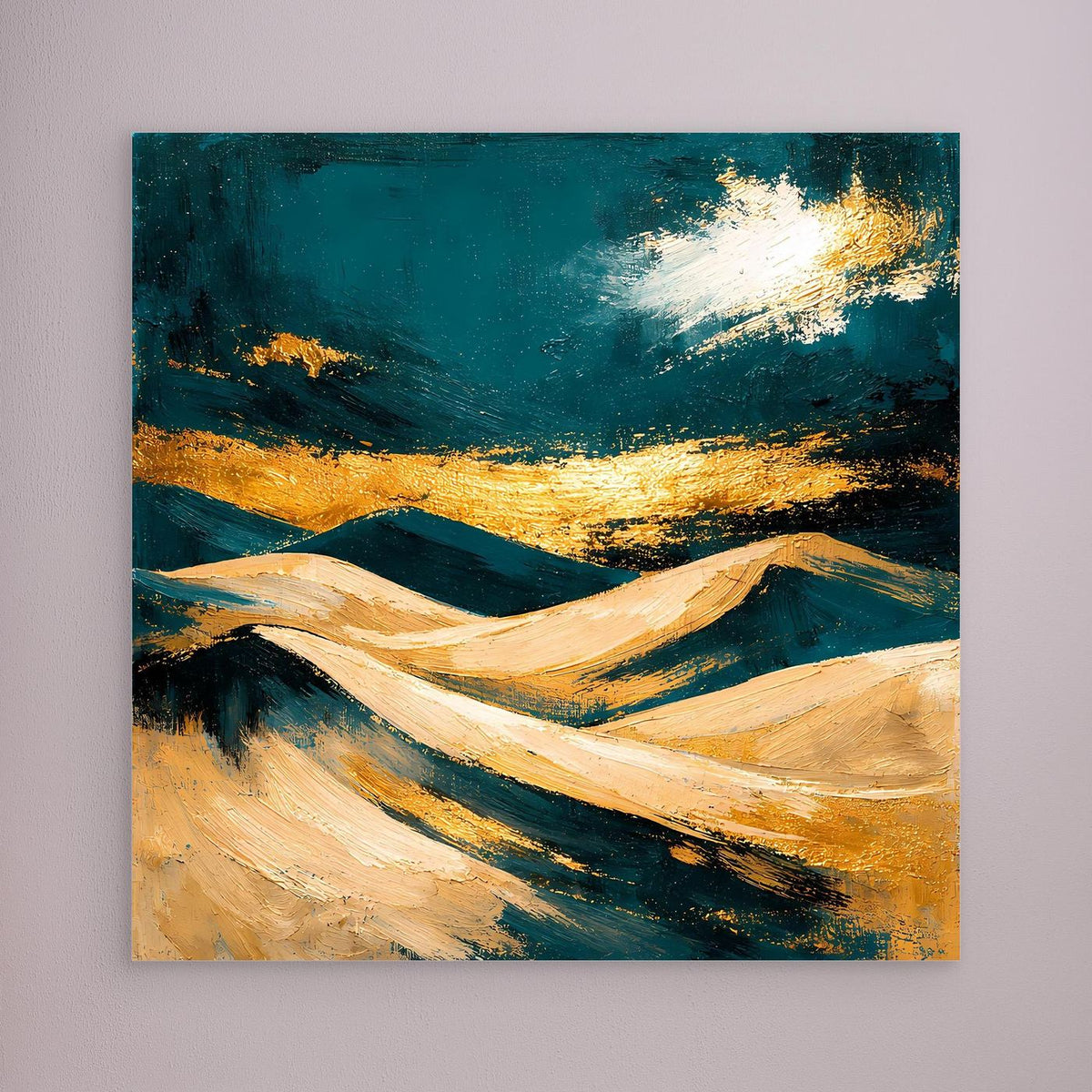 Wandbild mit abstrakter Dünenlandschaft in Petrol, Beige und Gold, ohne Rahmen