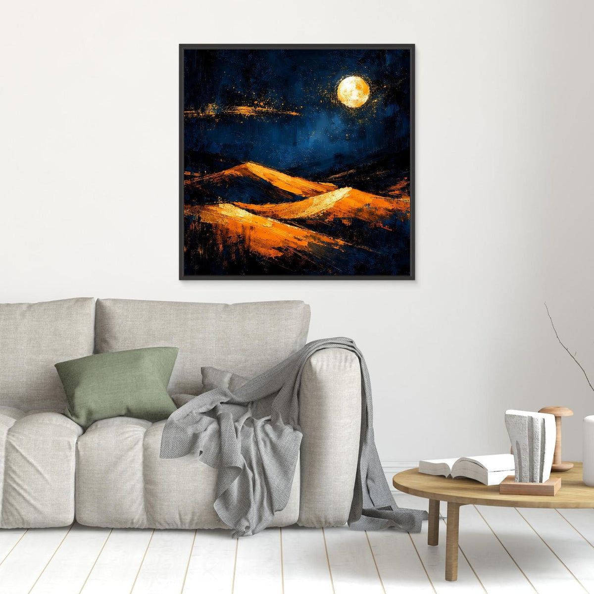 Abstraktes Leinwand-Wandbild mit goldenen Dünen und hellem Mond, dunkles Blau, schwarz gerahmt