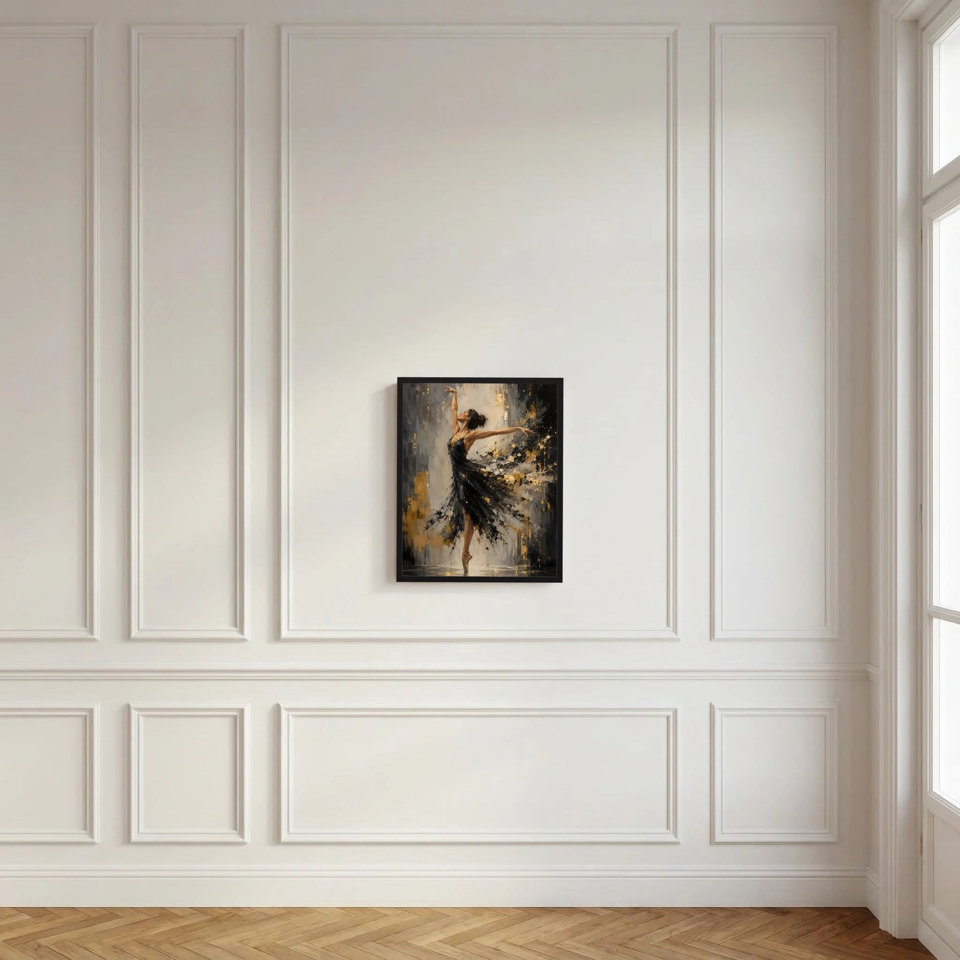 Kunstposter mit Ballerina im schwarzen Tutu und goldfarbenem Sprühmuster, gerahmt