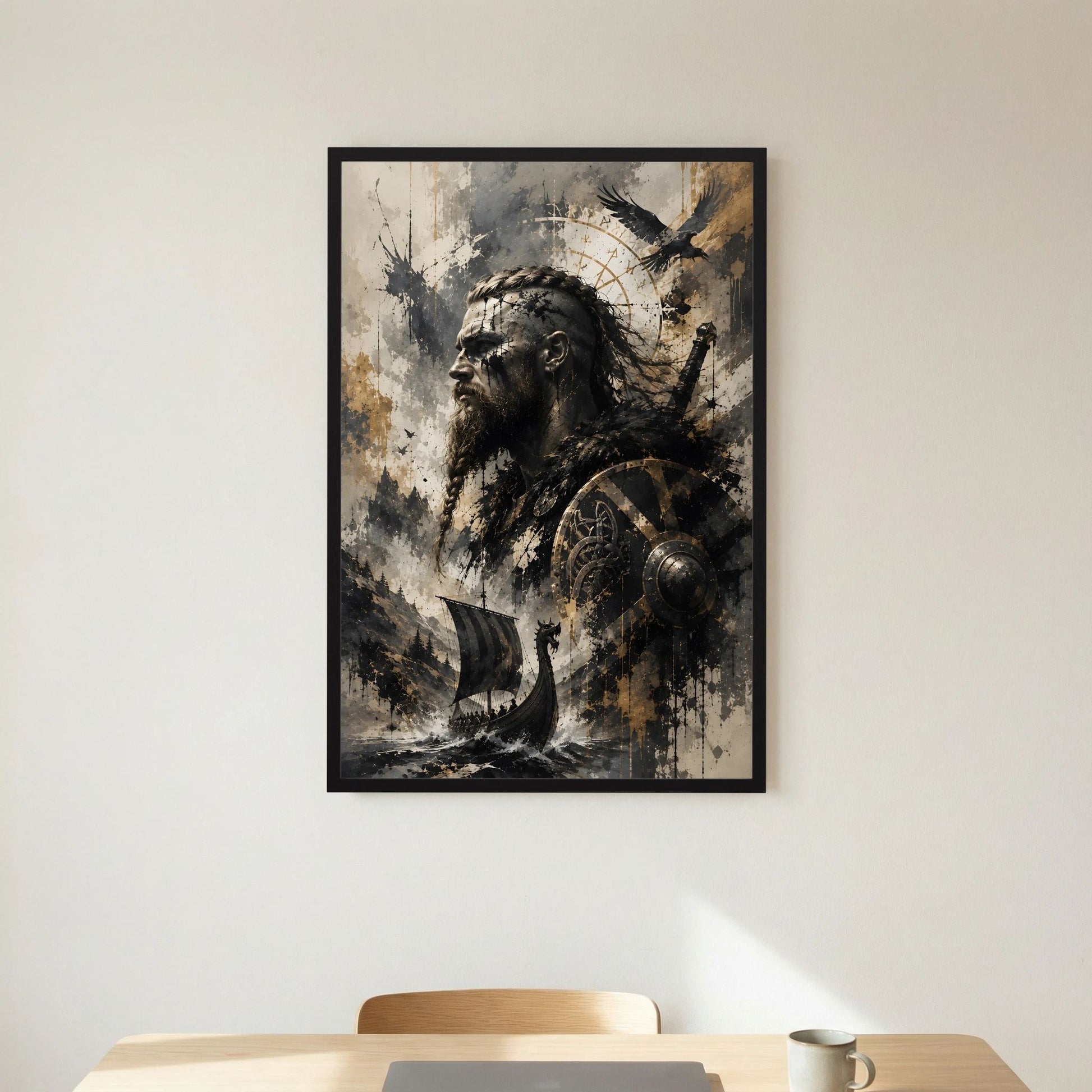 Wikinger-Krieger-Poster im Hochformat mit schwarzem Rahmen, Porträt eines Kriegers mit Schild.