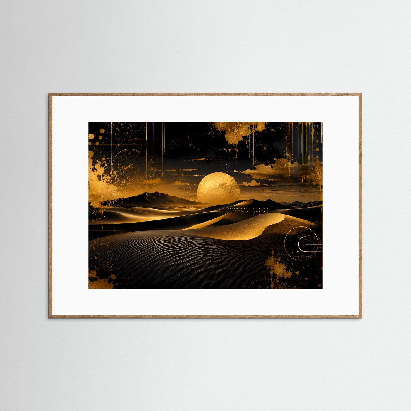 Poster im Querformat mit abstrakter Dünenlandschaft in Schwarz und Gold, heller Holzrahmen