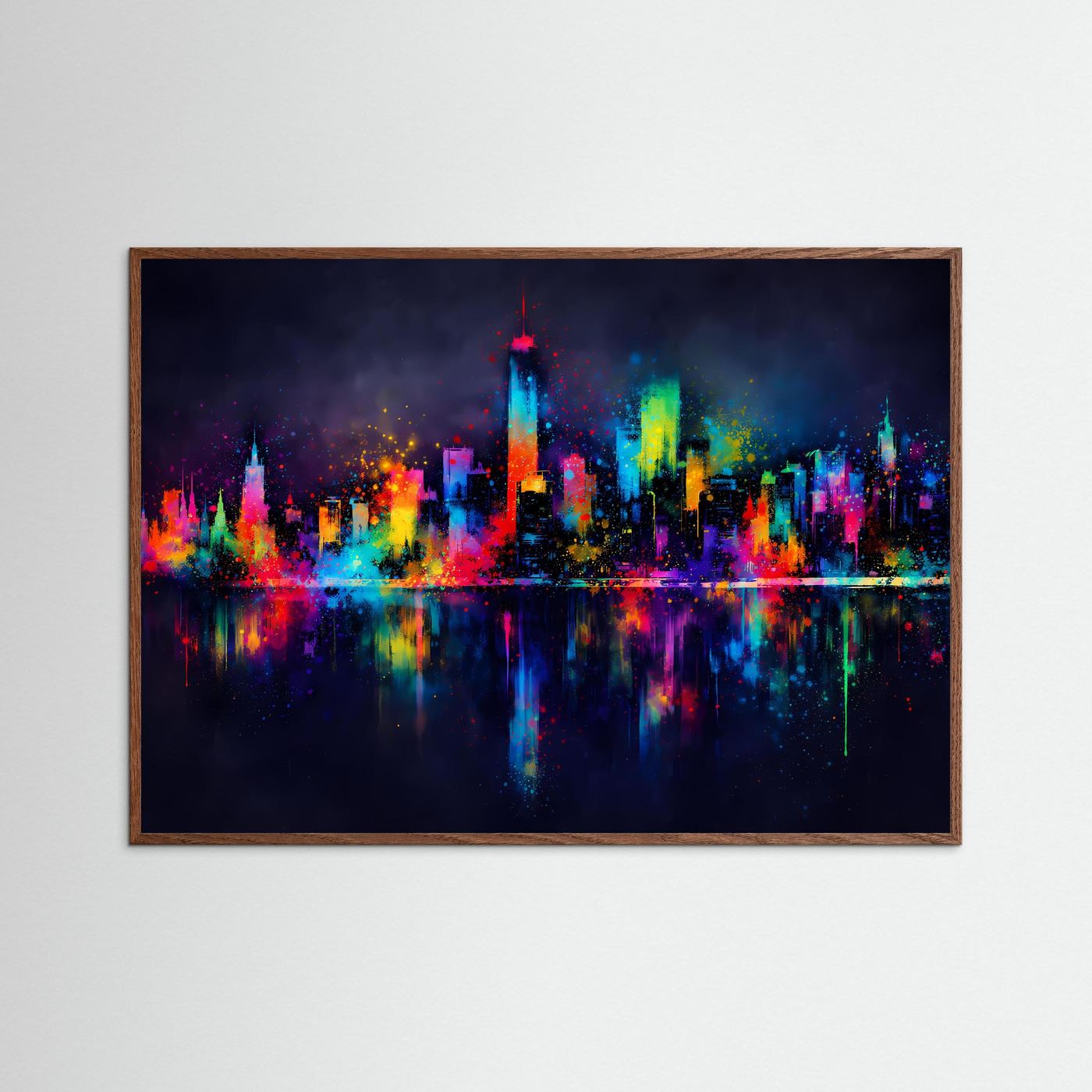 Wandbild mit abstrakter Großstadt-Skyline bei Nacht im hellbraunen Rahmen, bunte Farbmuster und Spiegelung