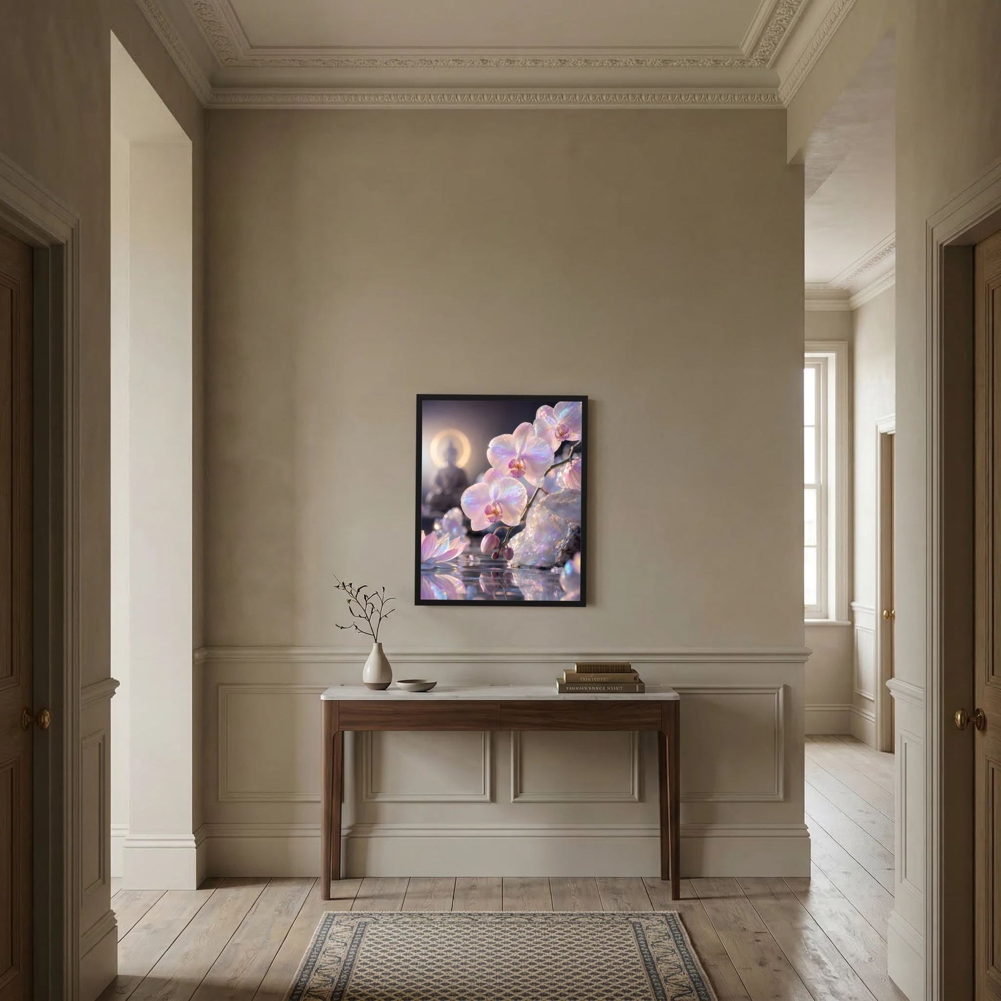 Gerahmtes Hochformat-Poster mit perlmuttfarbenen Orchideenblüten und beruhigender Bildwirkung.