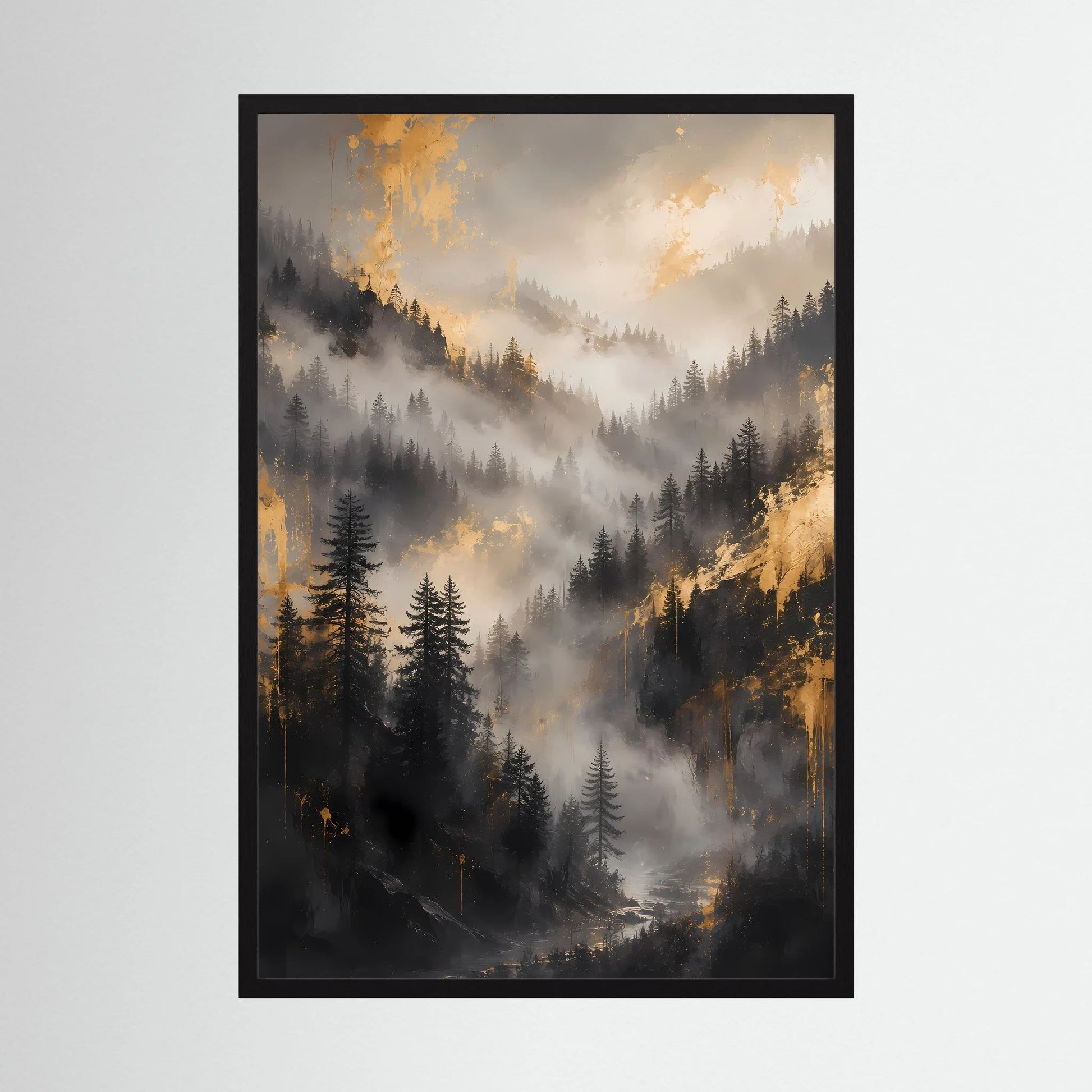 Poster im Hochformat mit nebliger Berglandschaft und Tannen, schwarzer Rahmen