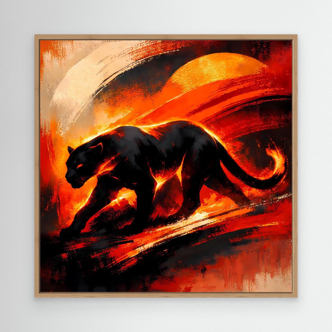Leinwandbild mit schwarzem Panther in abstraktem Feuerrot im Eichenrahmen