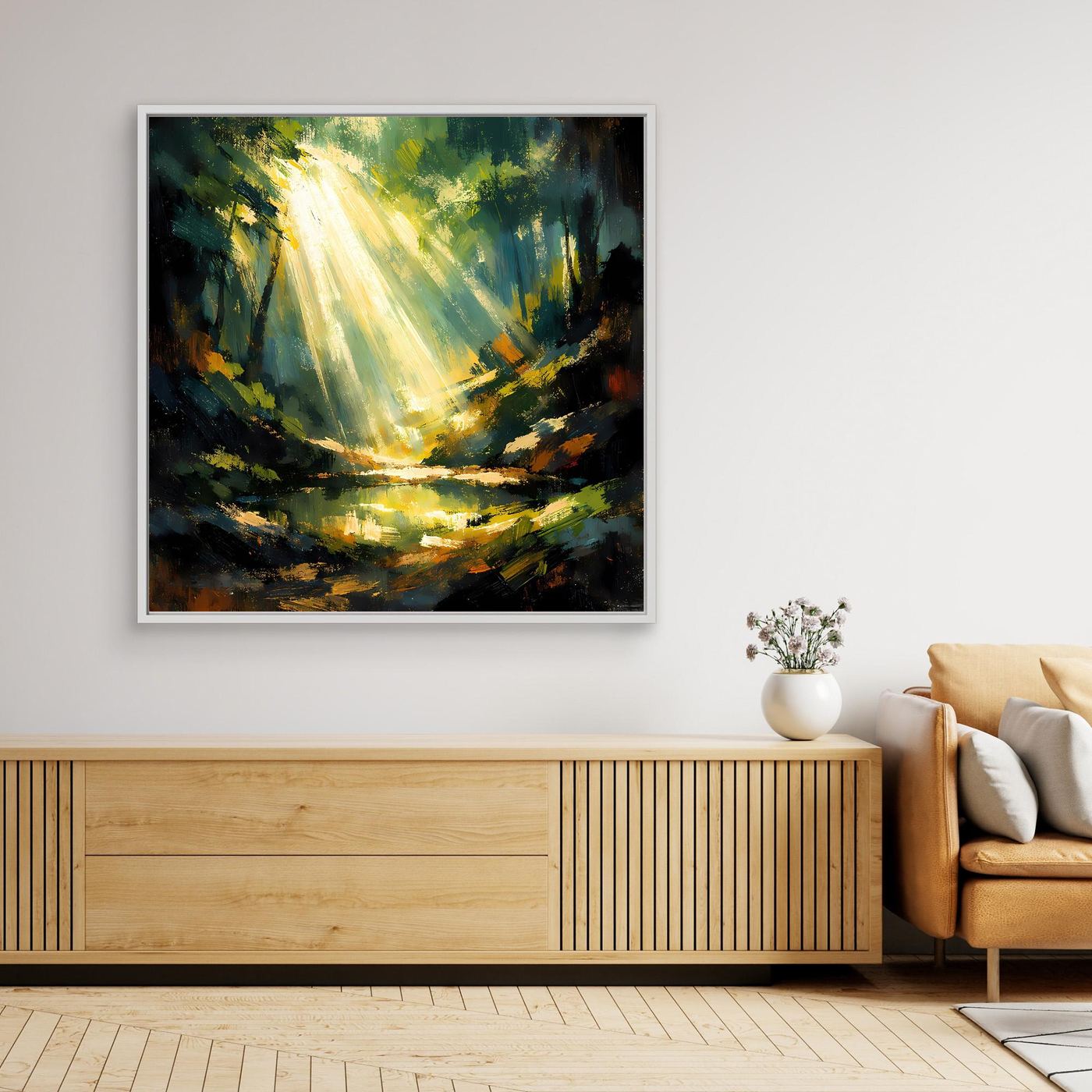 Gerahmtes Leinwandbild mit abstraktem Wald und goldenen Lichtstrahlen, weißer Rahmen