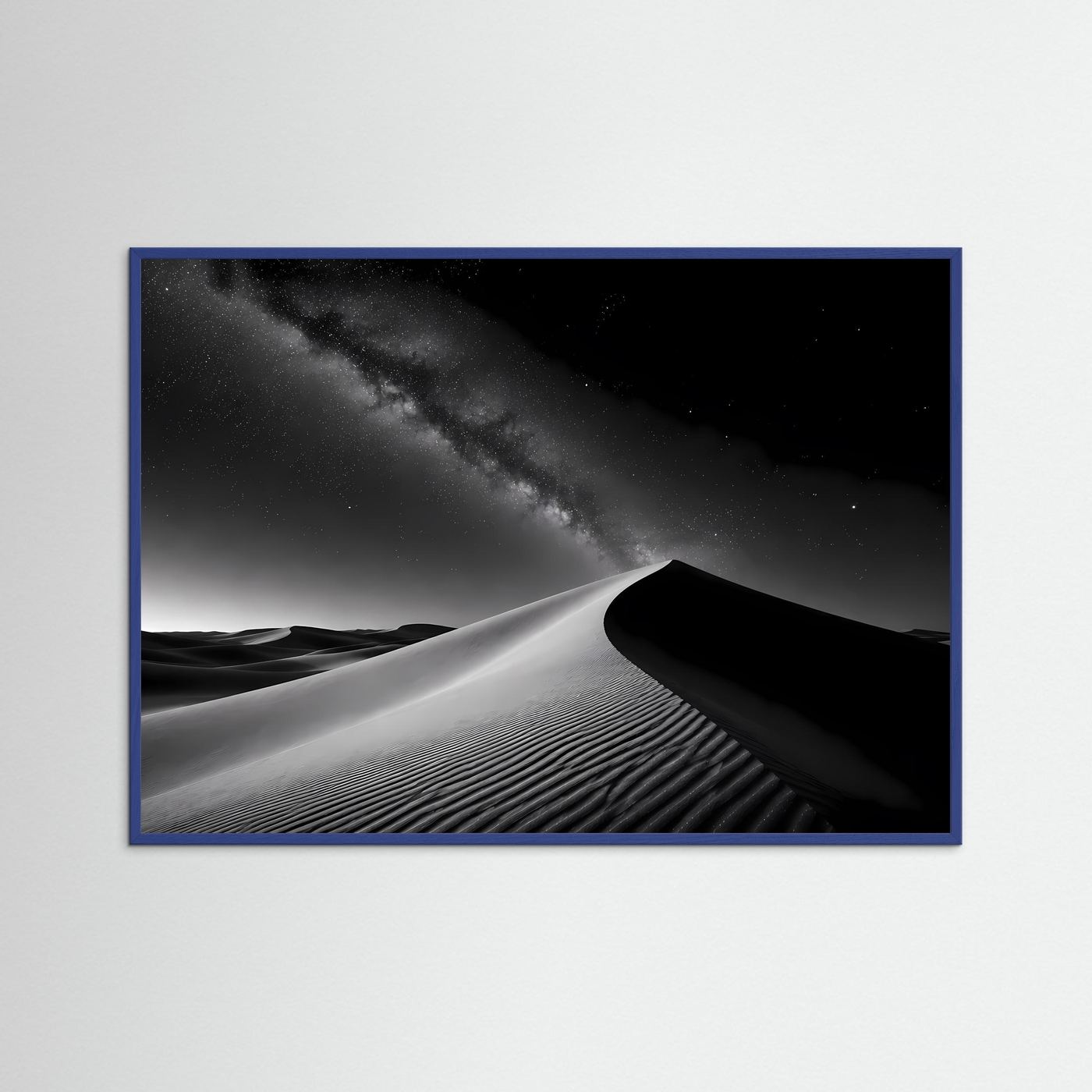 Wüste Poster Querformat | Schwarz Weiß Sanddünen mit Milchstraße & Sternenhimmel