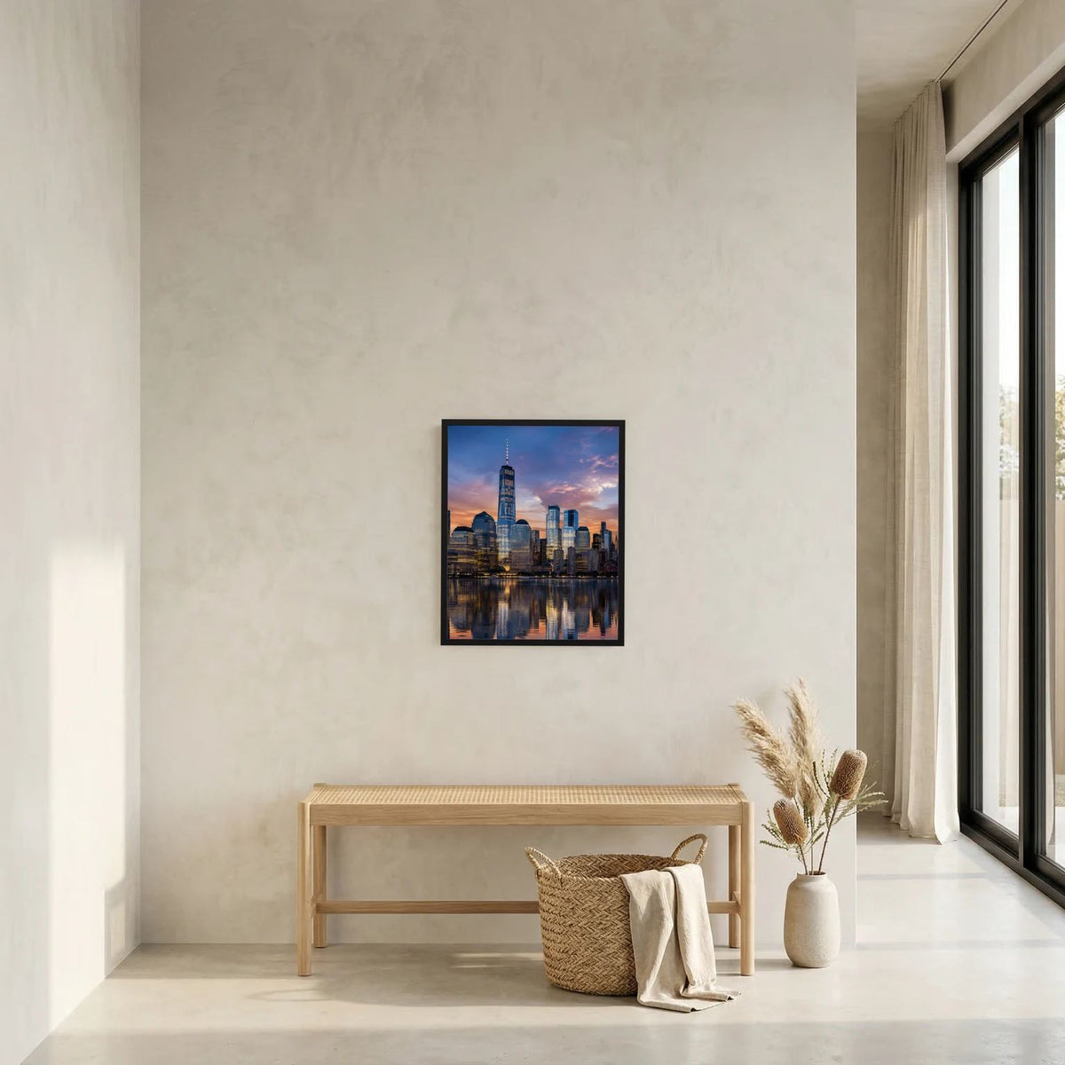 Hochformat-Poster Manhattan-Skyline bei Sonnenuntergang im dunklen Rahmen